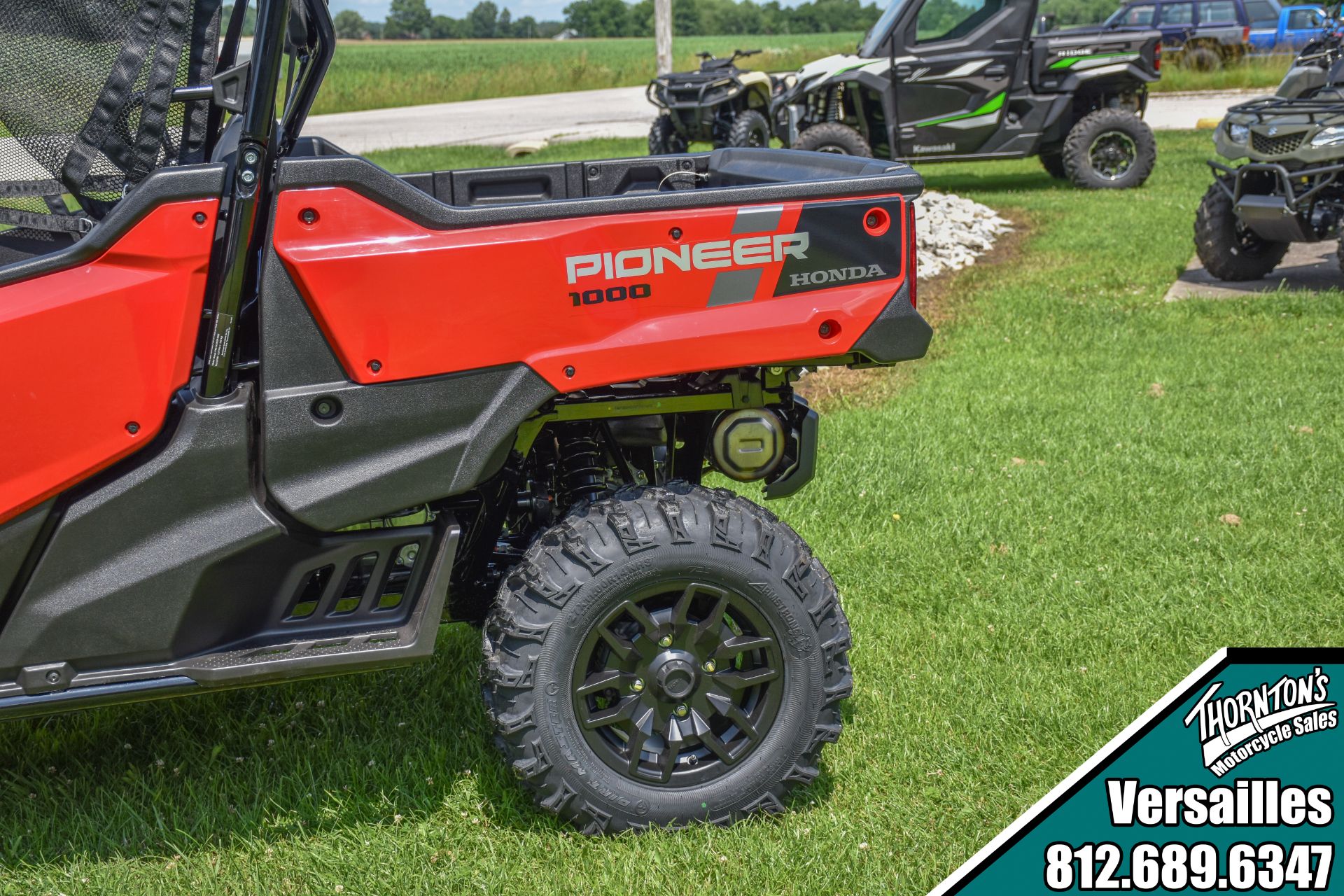 2025 Honda Pioneer 1000 Deluxe 2