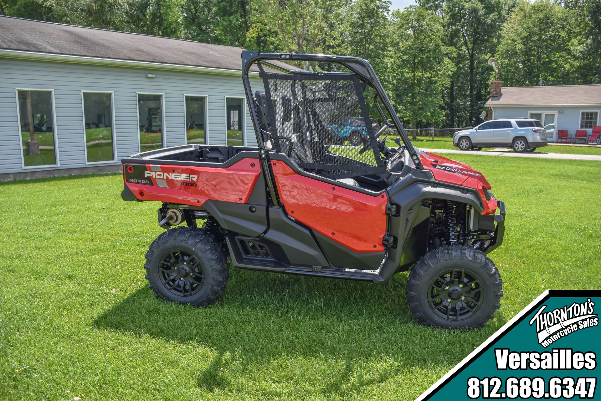 2025 Honda Pioneer 1000 Deluxe 6