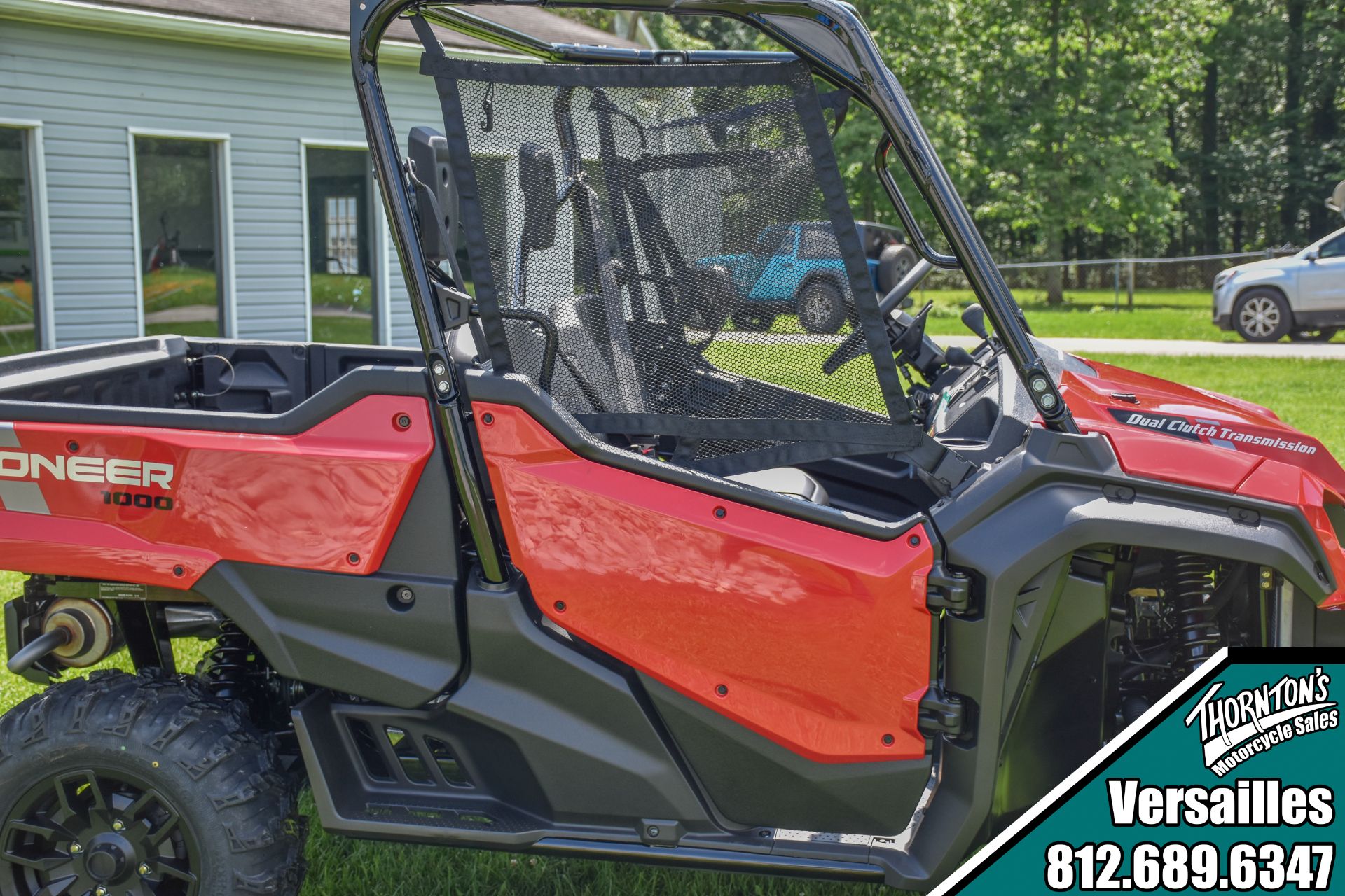 2025 Honda Pioneer 1000 Deluxe 9