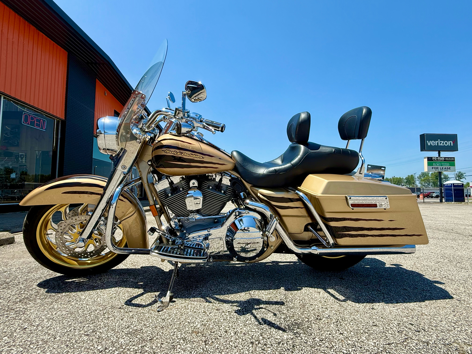 Screaming Eagle Harley Davidson Road King Cvo For Sale Used 2003