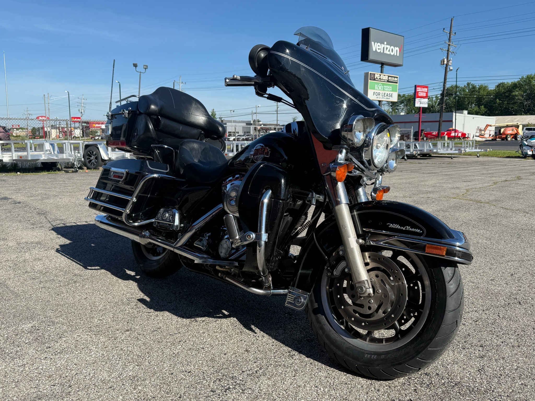 2005 Harley-Davidson FLHTCUI Ultra Classic® Electra Glide® 3