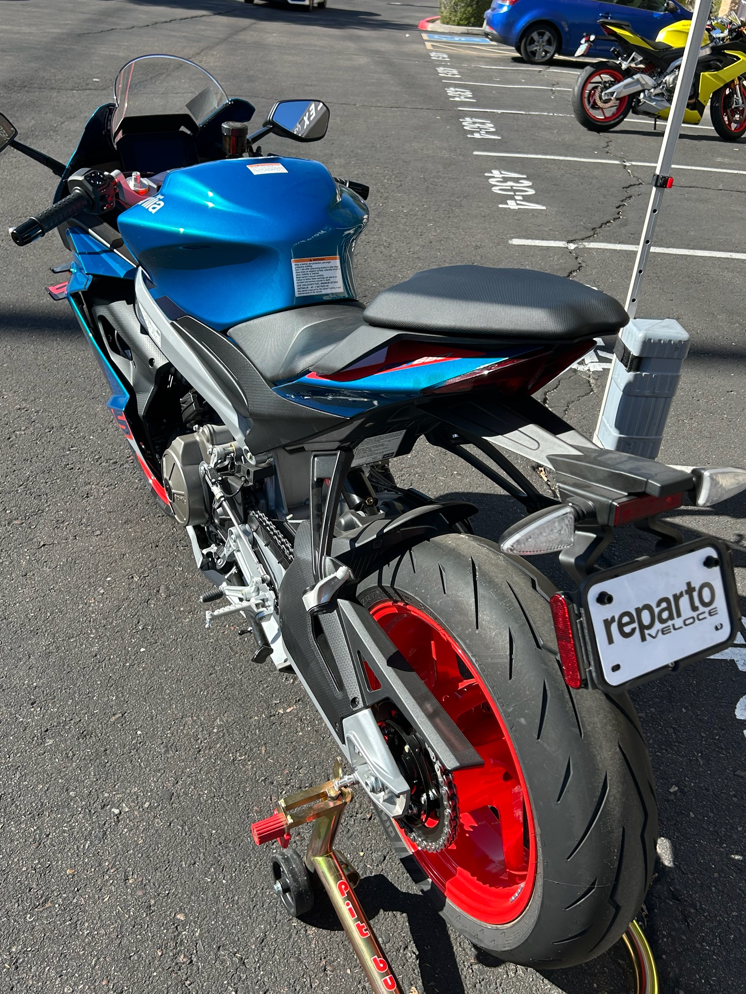 2027 Aprilia RS 660 8