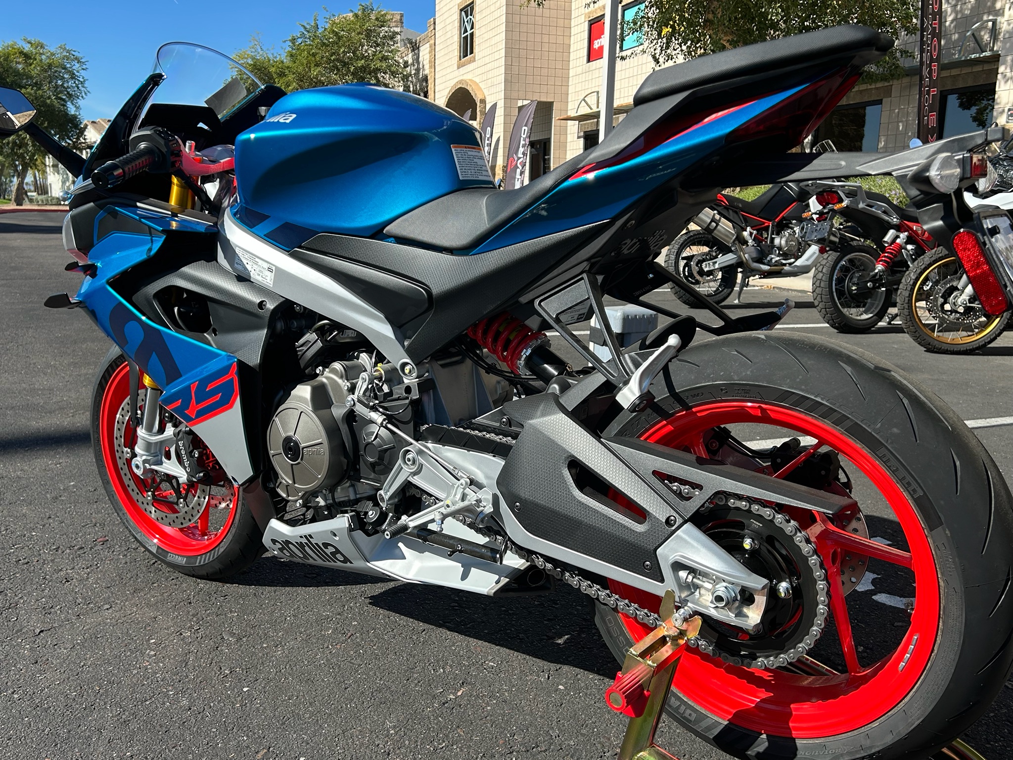 2027 Aprilia RS 660 9