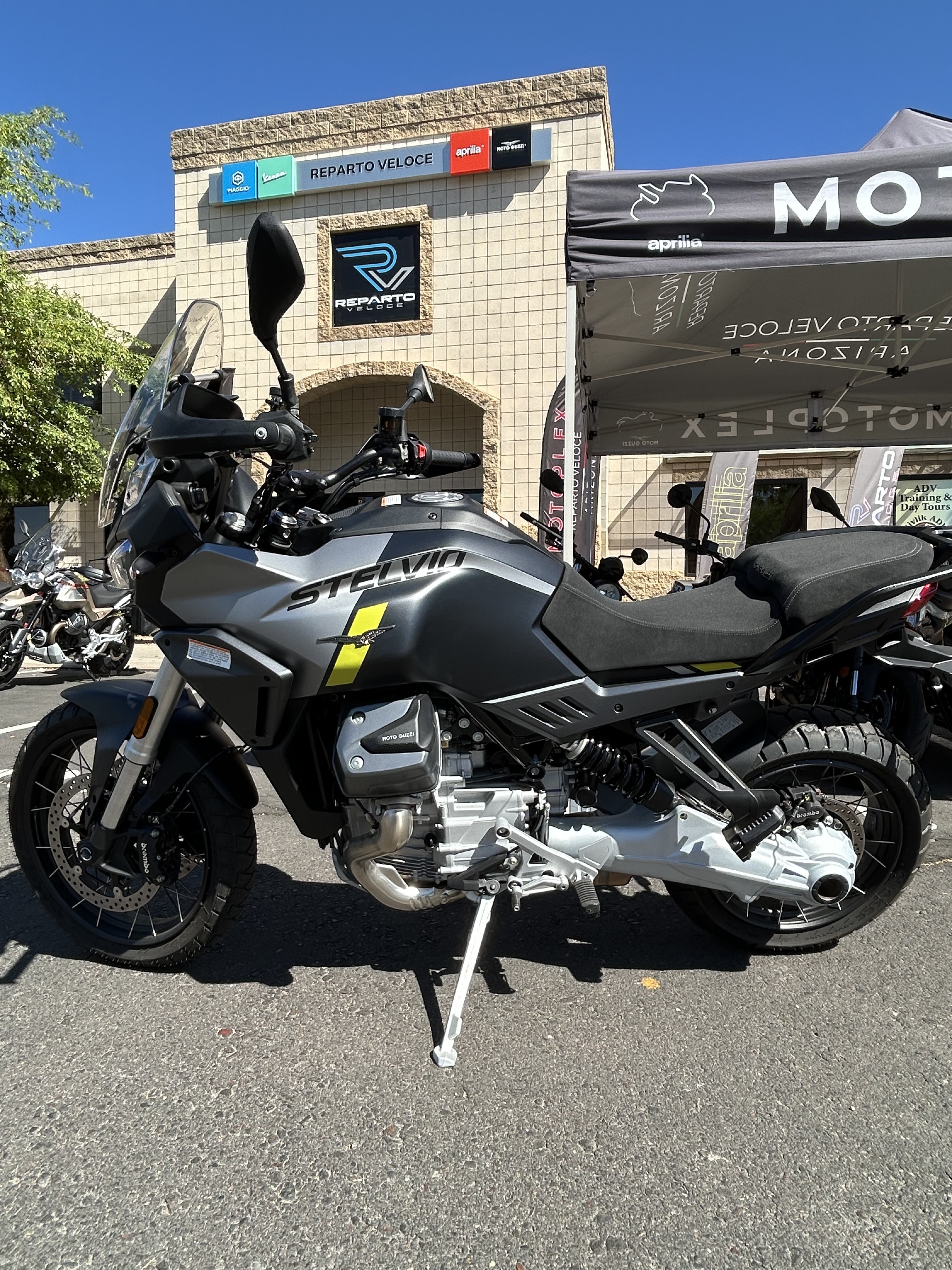 2025 Moto Guzzi Stelvio