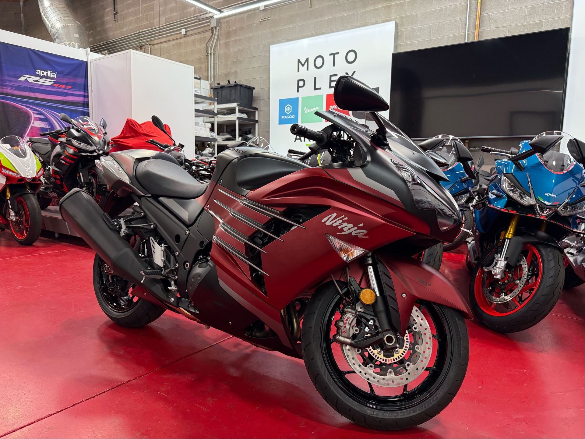 Used 2025 Kawasaki Ninja ZX-14R ABS, Chandler AZ | Specs