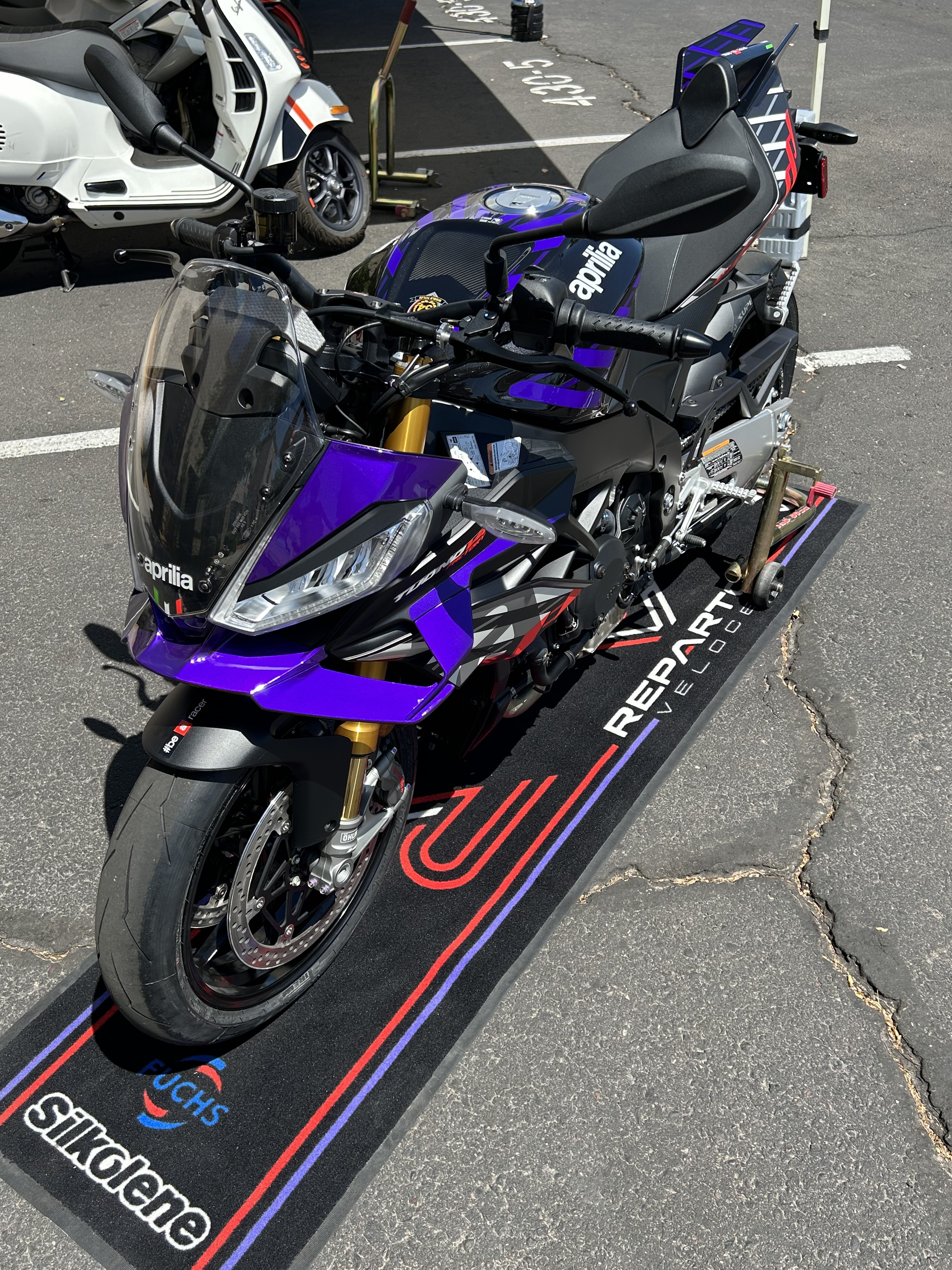 2027 Aprilia Tuono V4 Factory 1100 6