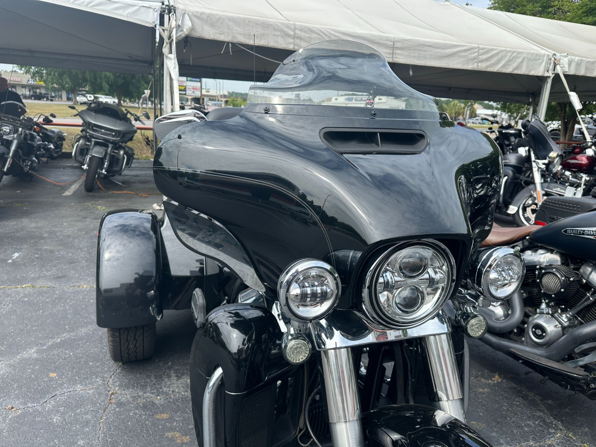 Used 2021 Harley-Davidson Tri Glide® Ultra Vivid Black | Motorcycles in ...