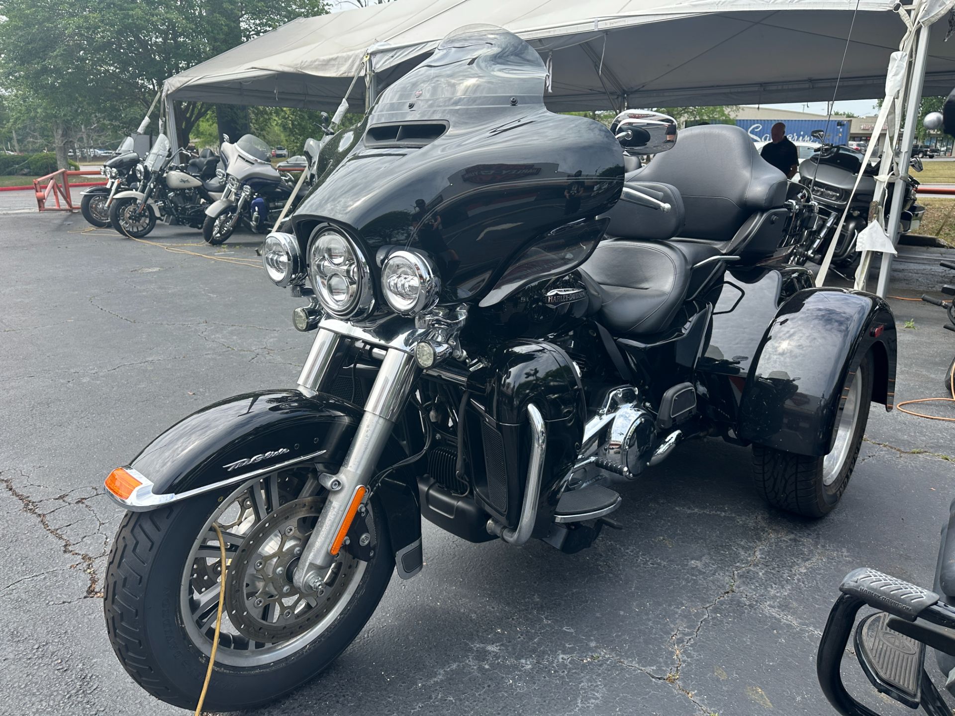 Used 2021 Harley-Davidson Tri Glide® Ultra Vivid Black | Motorcycles in ...