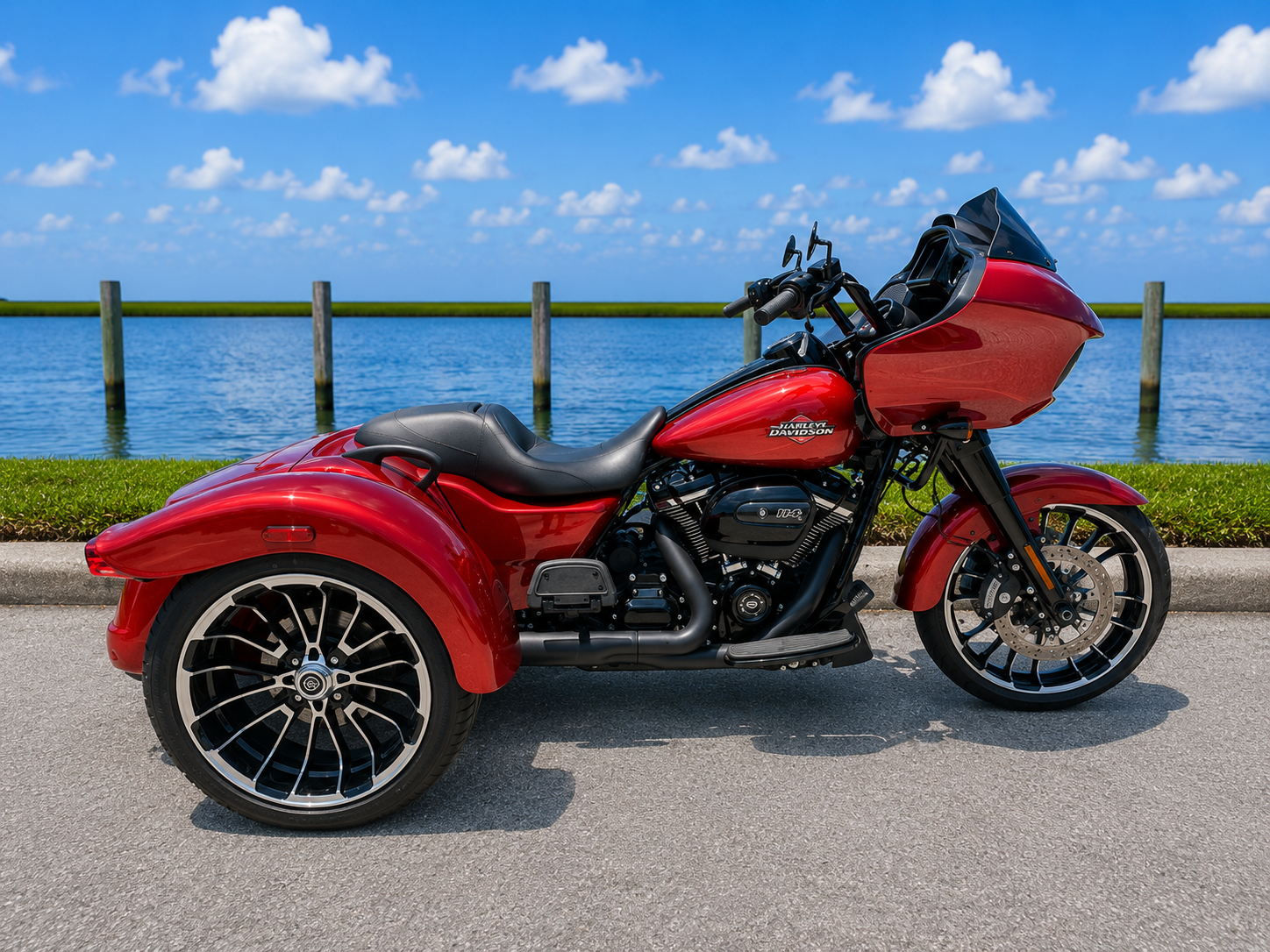 2025 Harley-Davidson Road Glide® 3 1