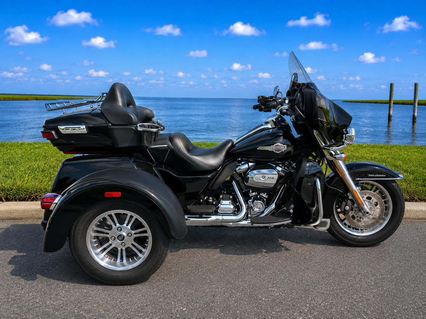 2022 Harley-Davidson Tri Glide® Ultra 1