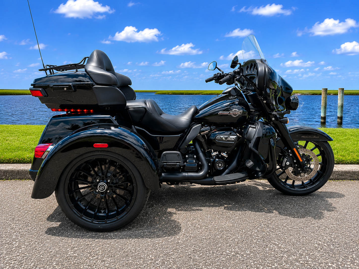 2025 Tri Glide® Ultra