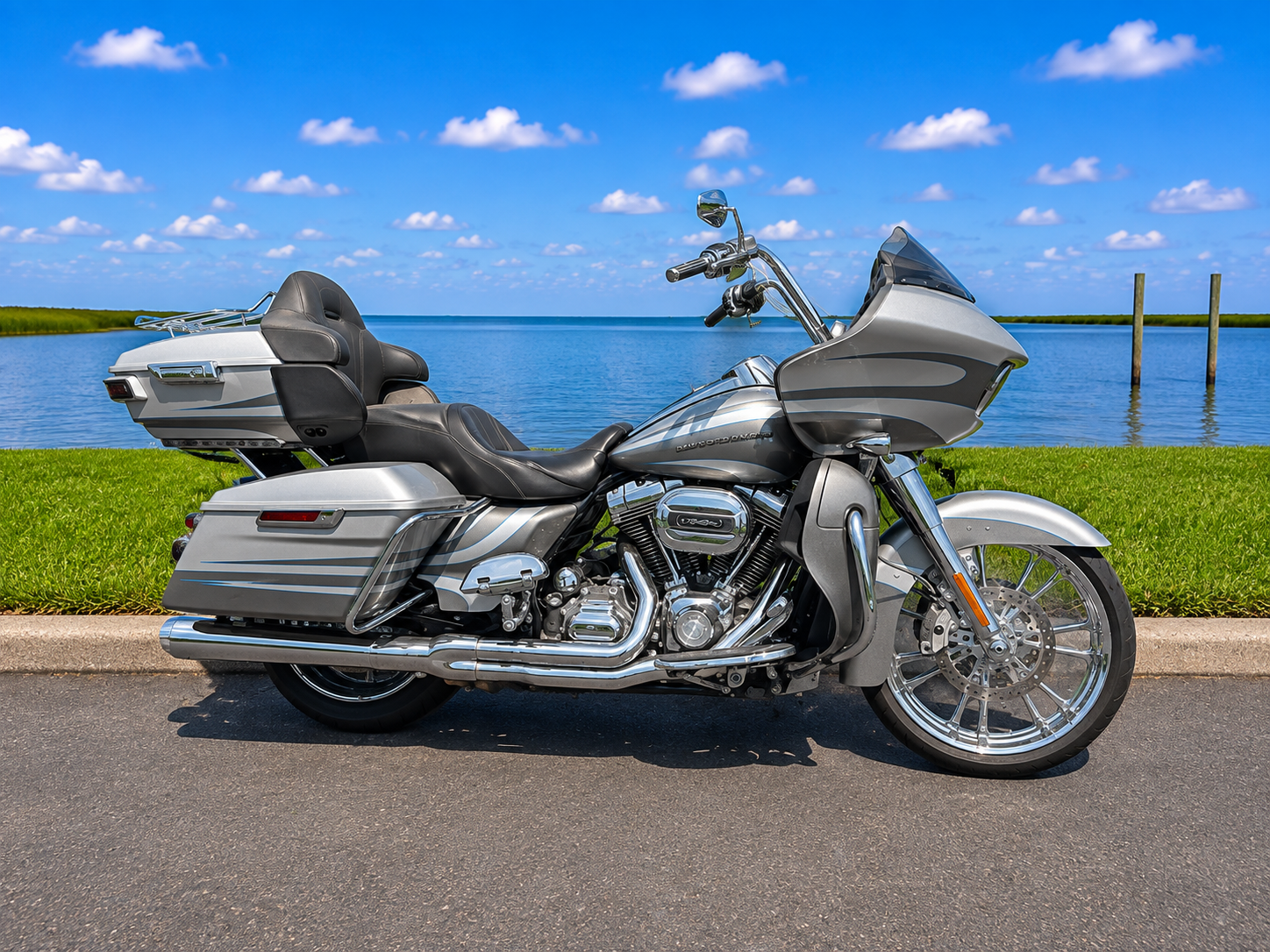 2016 Harley-Davidson CVO Road Glide Ultra for sale 810951