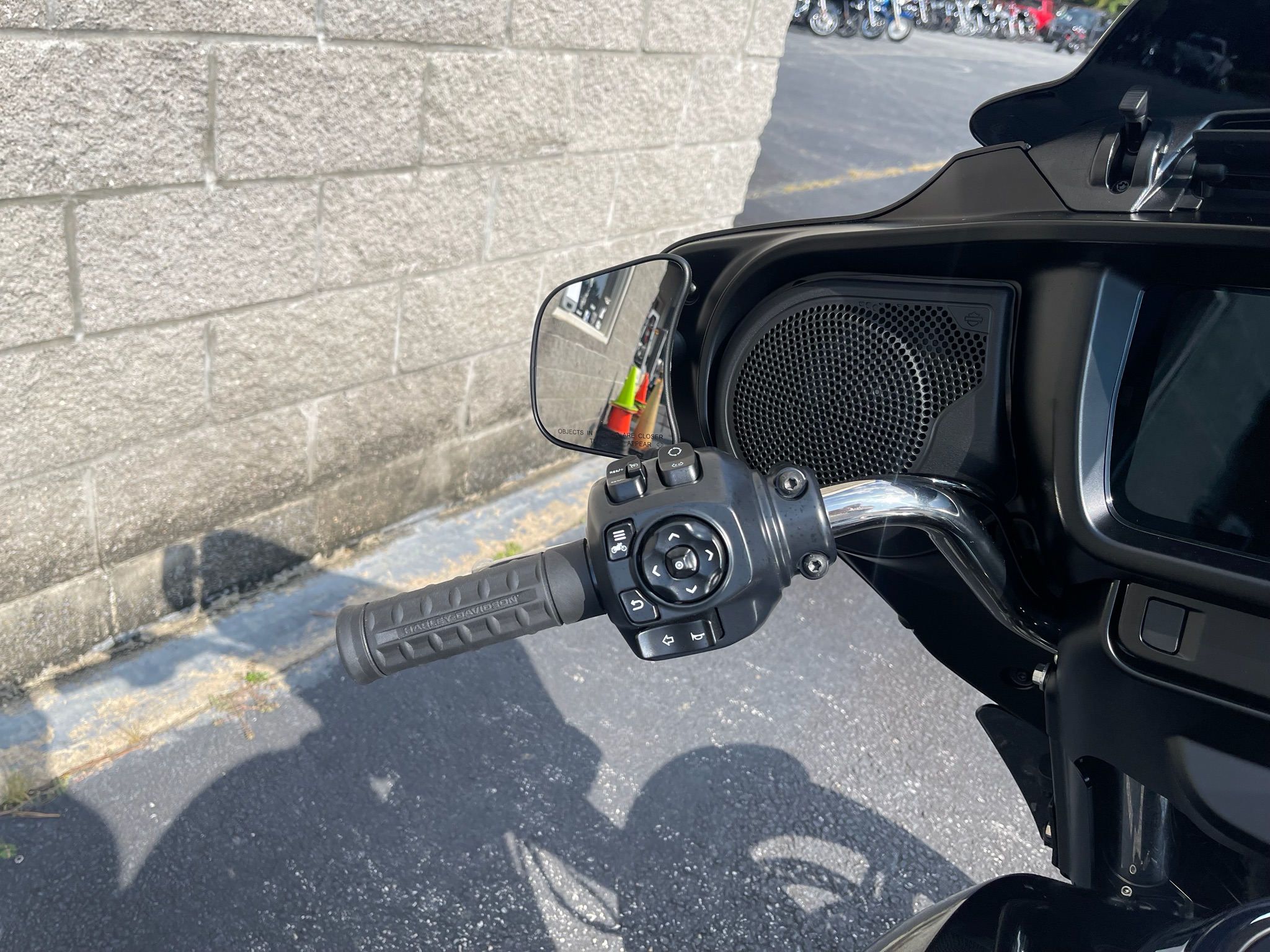 2025 Harley-Davidson Street Glide® 7