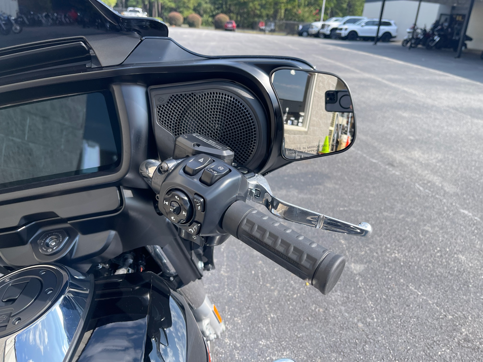 2025 Harley-Davidson Street Glide® 8