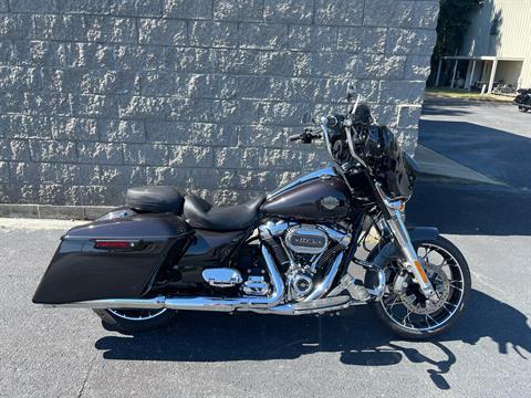 Test Ride 2023 Harley-Davidson® Street Glide® near Homosassa