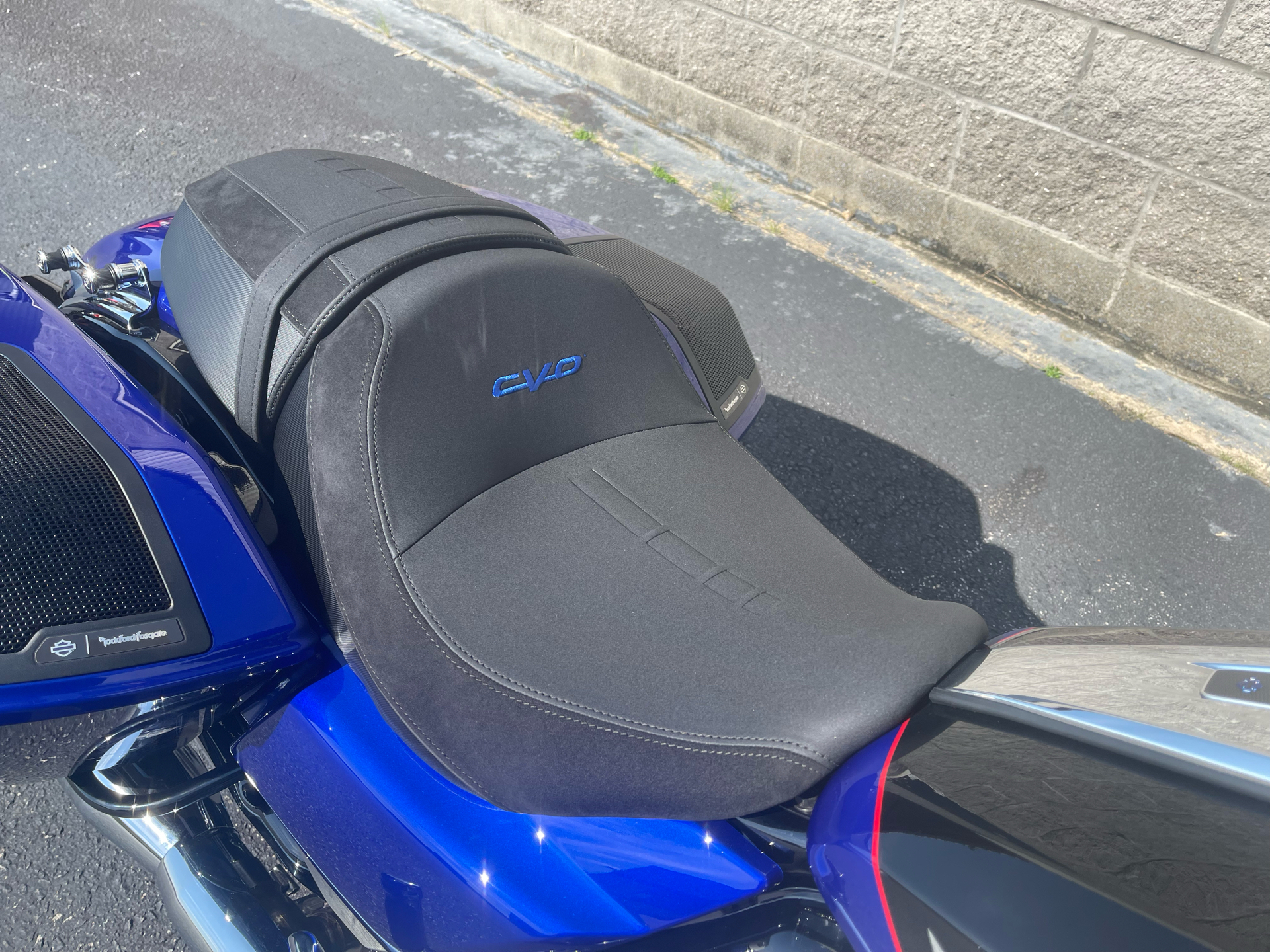 New 2025 Harley-Davidson CVO™ Street Glide® Blue Streak