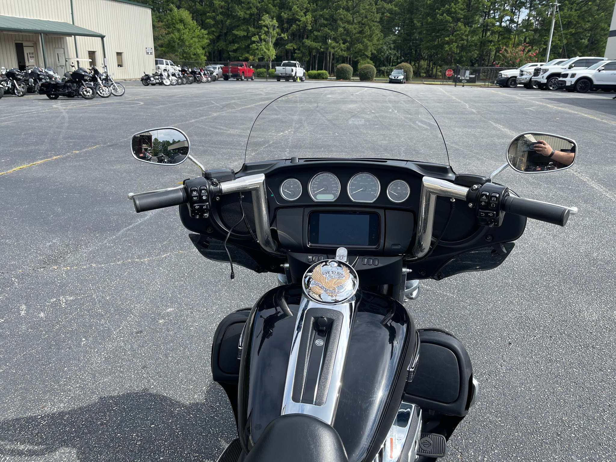 2019 Harley-Davidson Tri Glide® Ultra 8