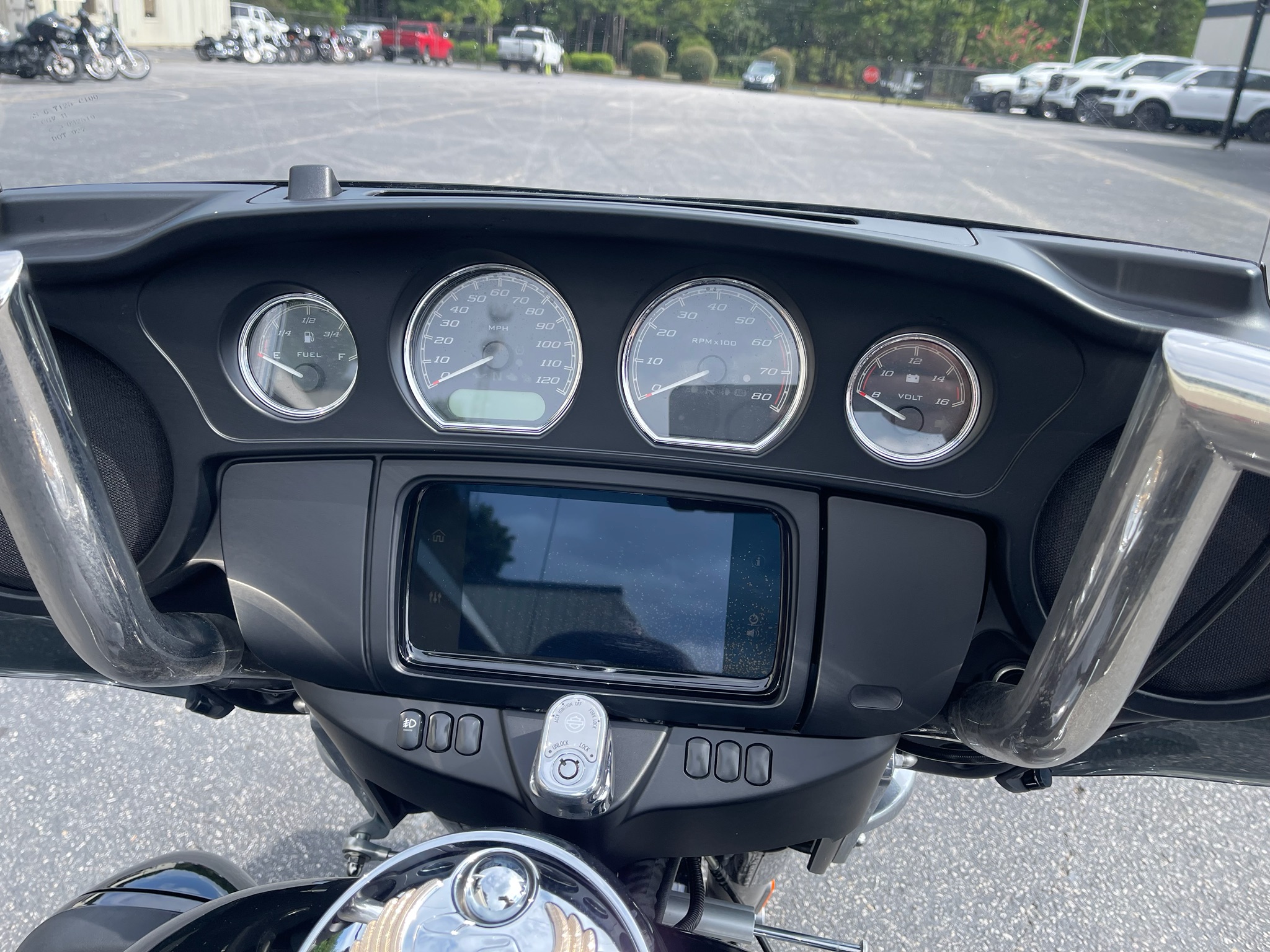 2019 Harley-Davidson Tri Glide® Ultra 10