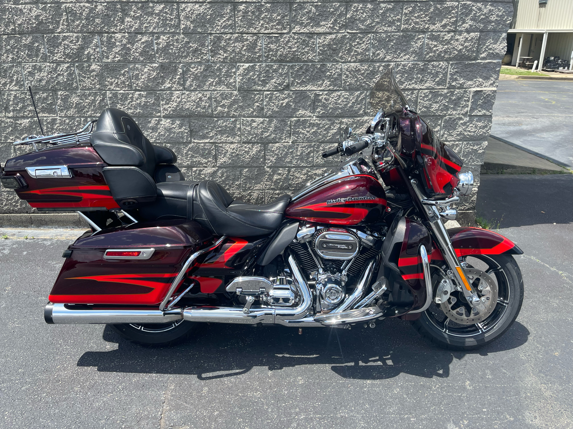 Used 2017 Harley-Davidson CVO™ Limited, Winston Salem NC | Specs