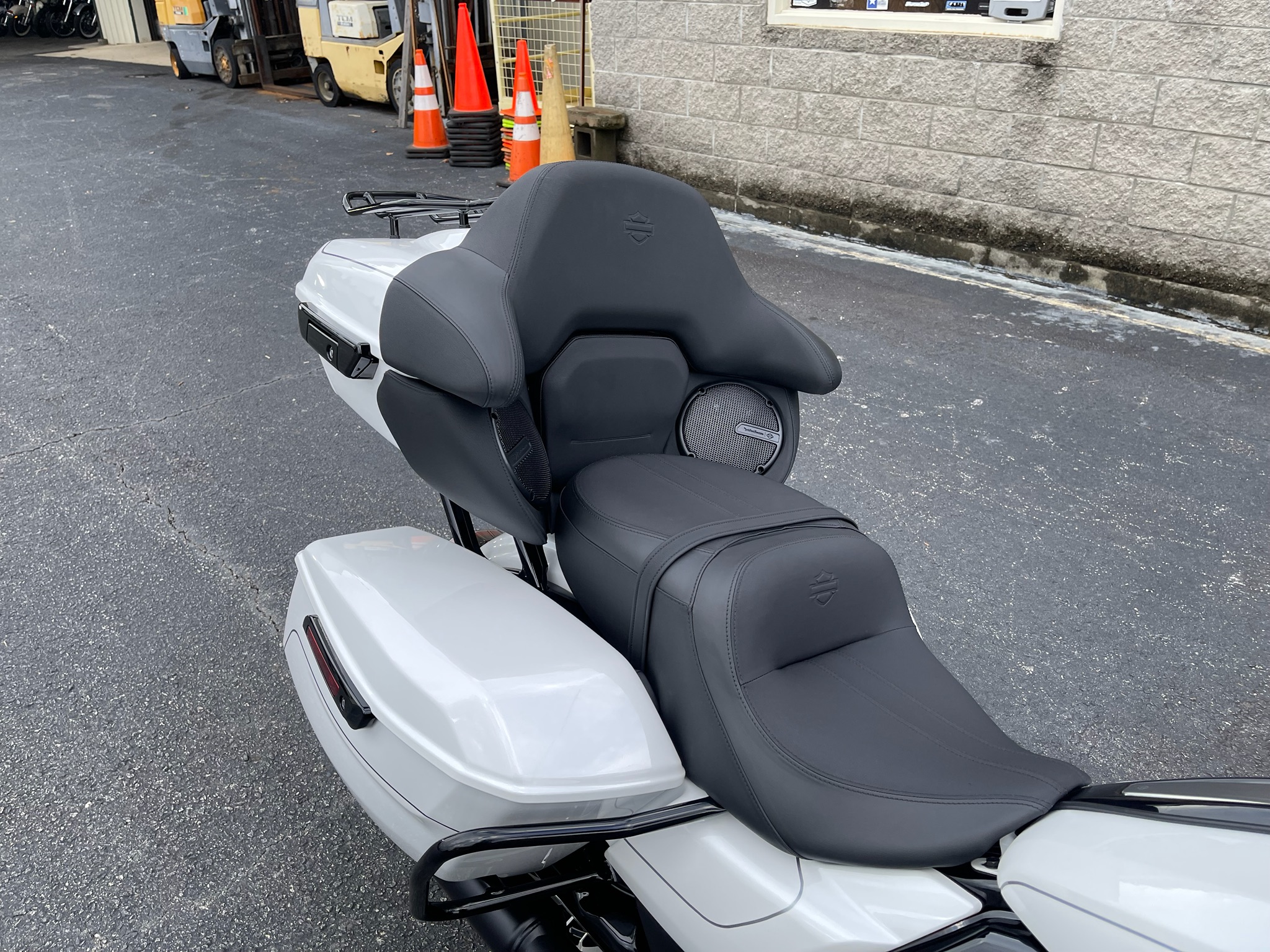 2026 Harley-Davidson Street Glide® Limited 5