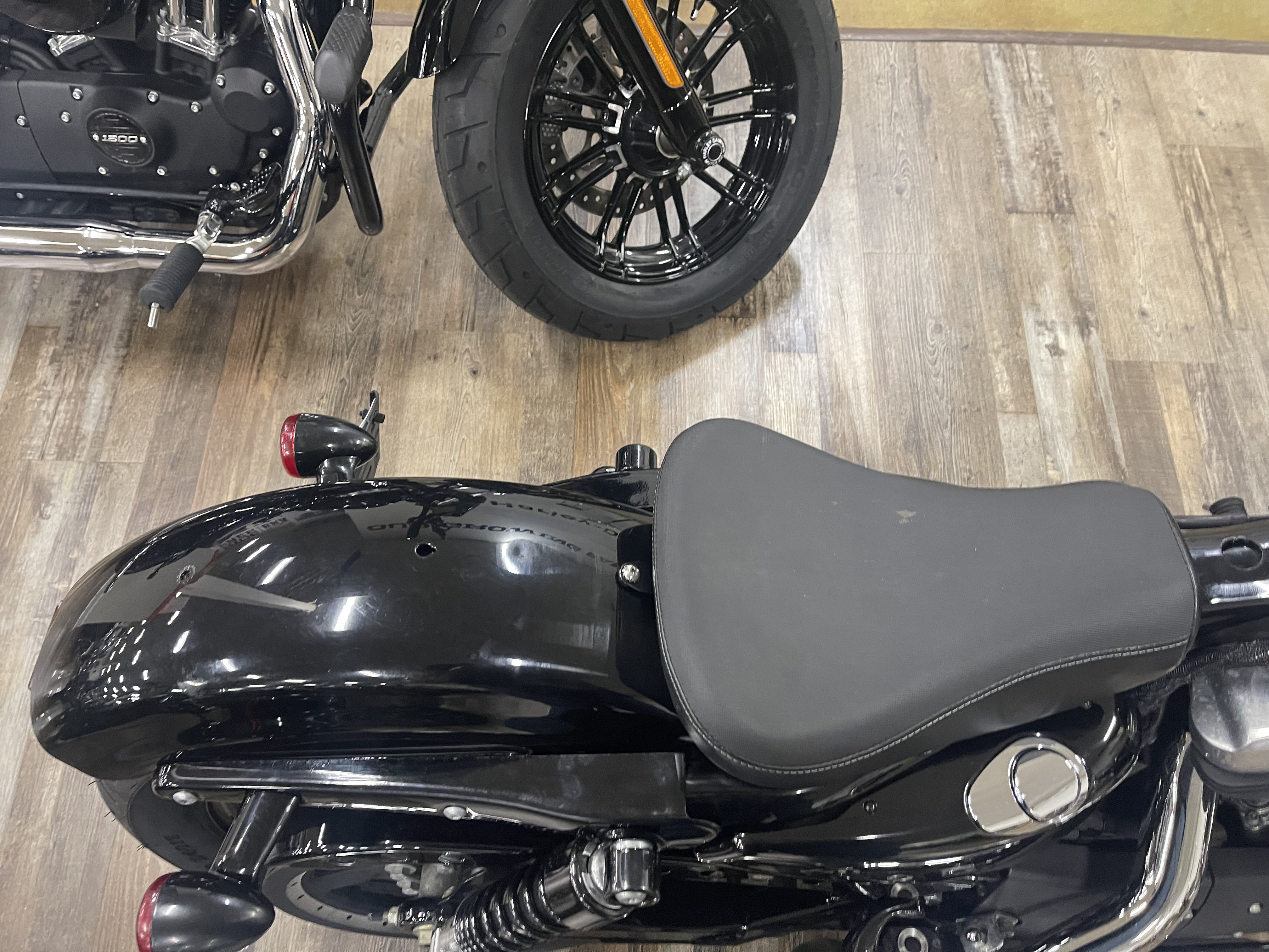 i*u様 HARLEY-DAVIDSON タンク 黒 Used 2015 Harley-Davidson Forty-Eight® Vivid Black | Motorcycles