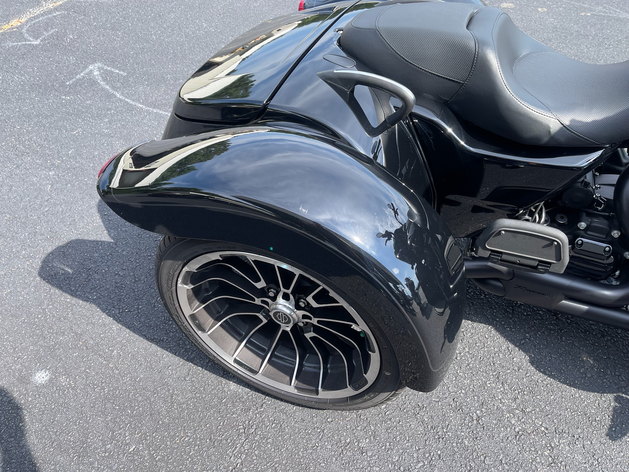 2024 Harley-Davidson Road Glide® 3 2