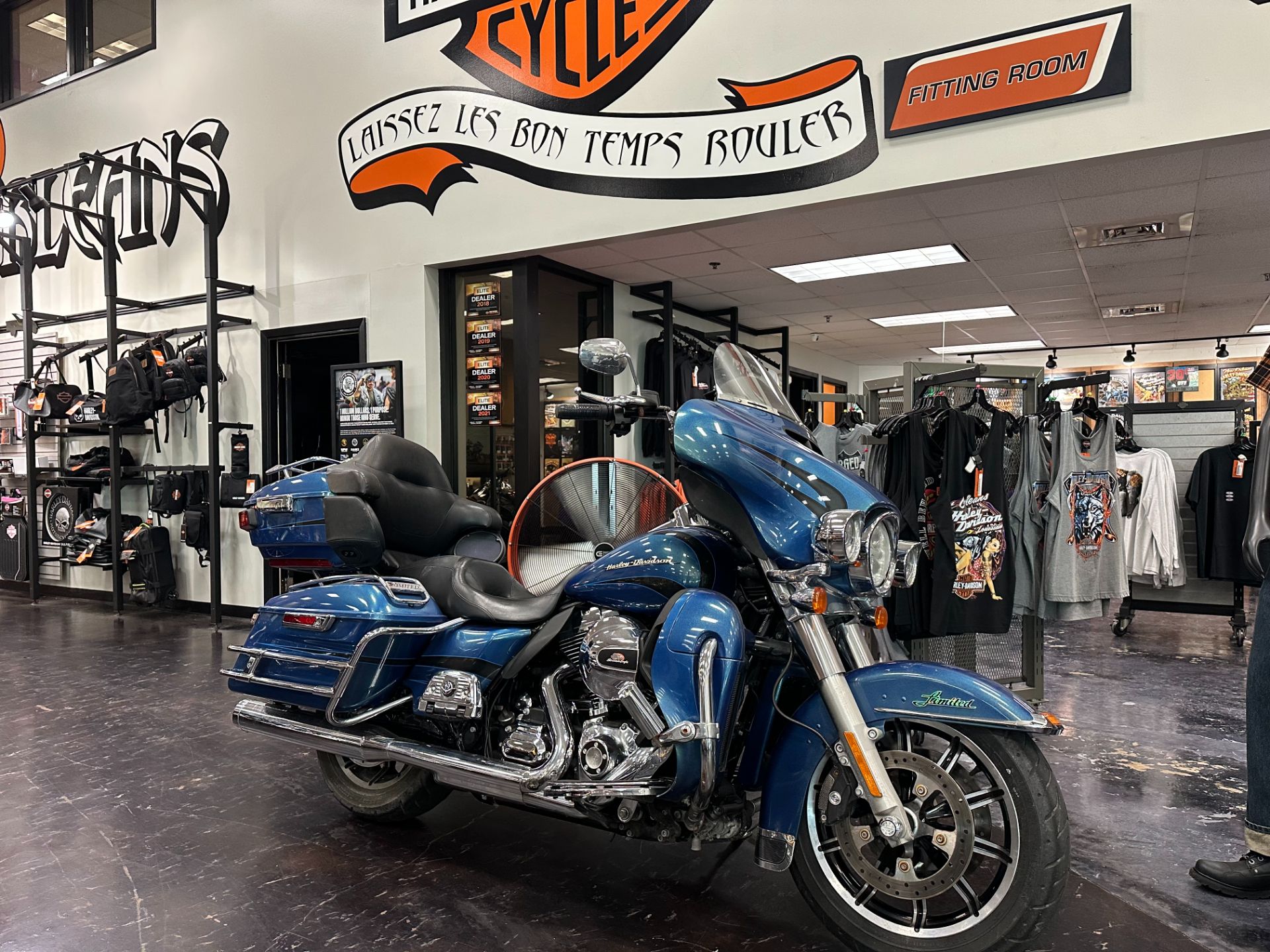 Used 2014 Harley-Davidson Ultra Limited Daytona Blue Pearl | Motorcycles in  Metairie LA | MT622808, image size:1920x1440
