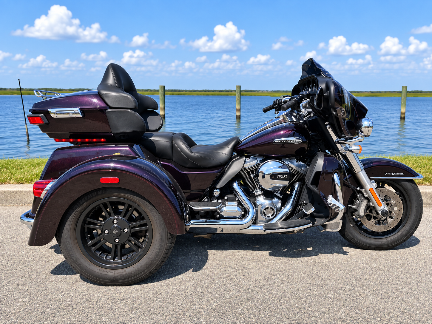 2014 Harley-Davidson Tri Glide® Ultra 1