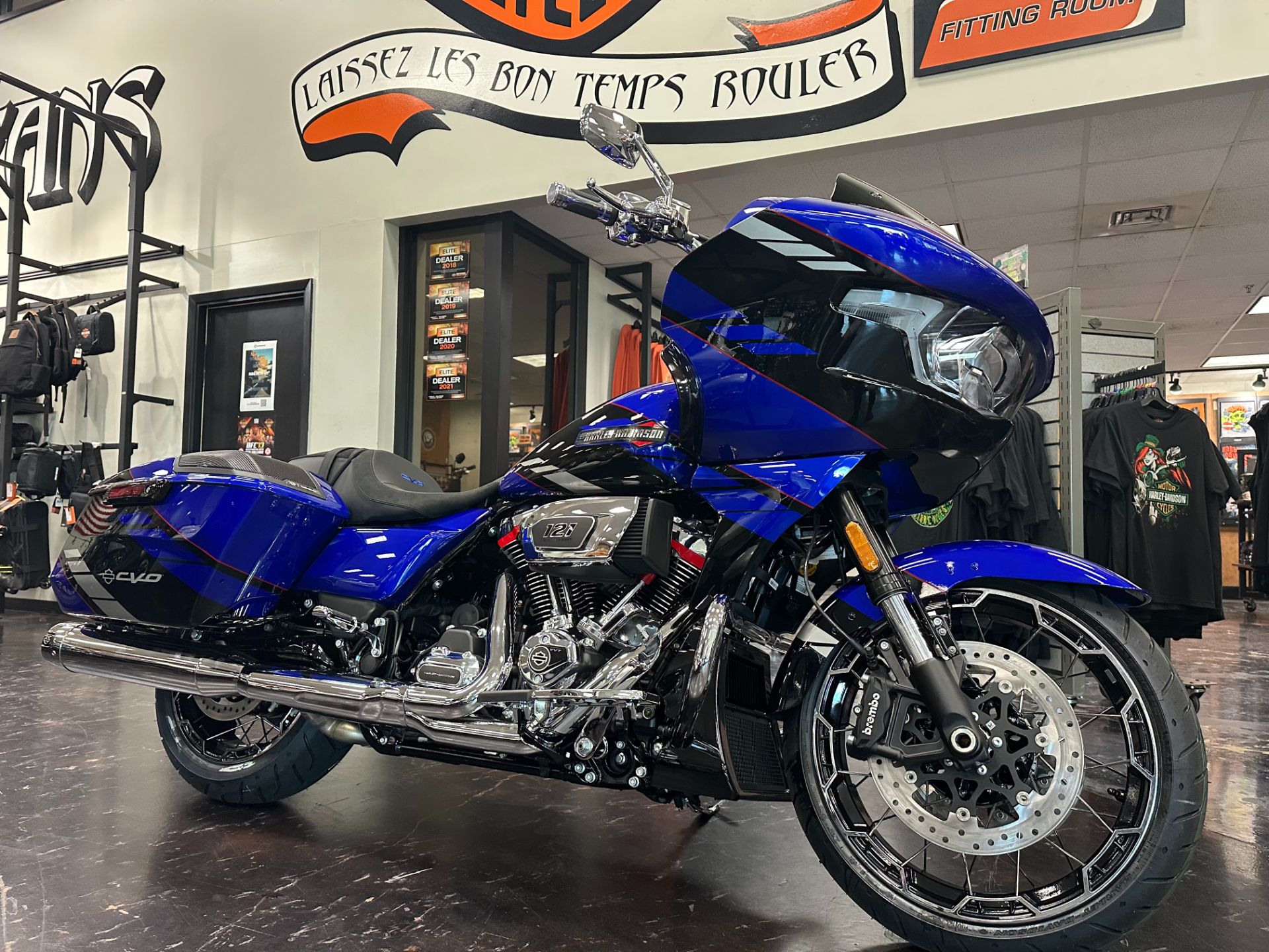New 2025 Harley-Davidson CVO™ Road Glide® Blue Streak