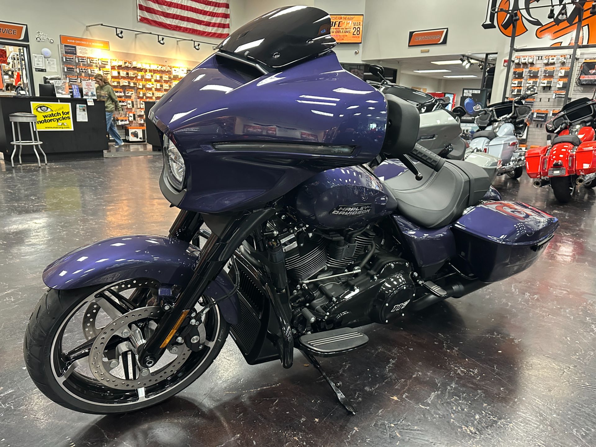 2026 Harley-Davidson Street Glide® 10