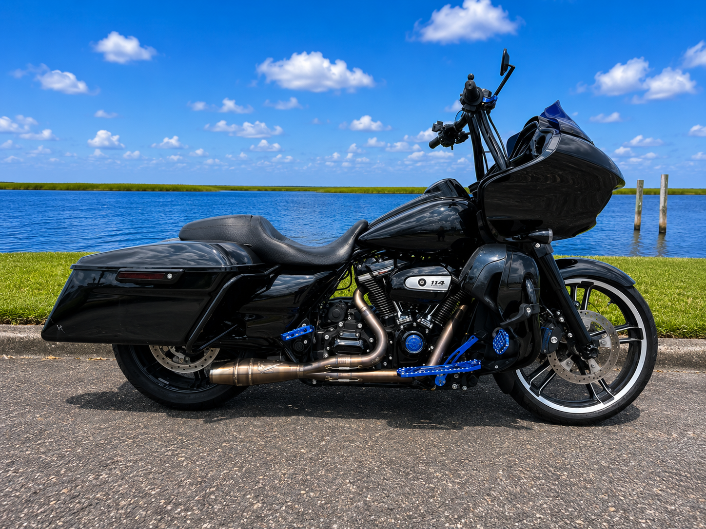 2021 Harley-Davidson Road Glide® Limited 1