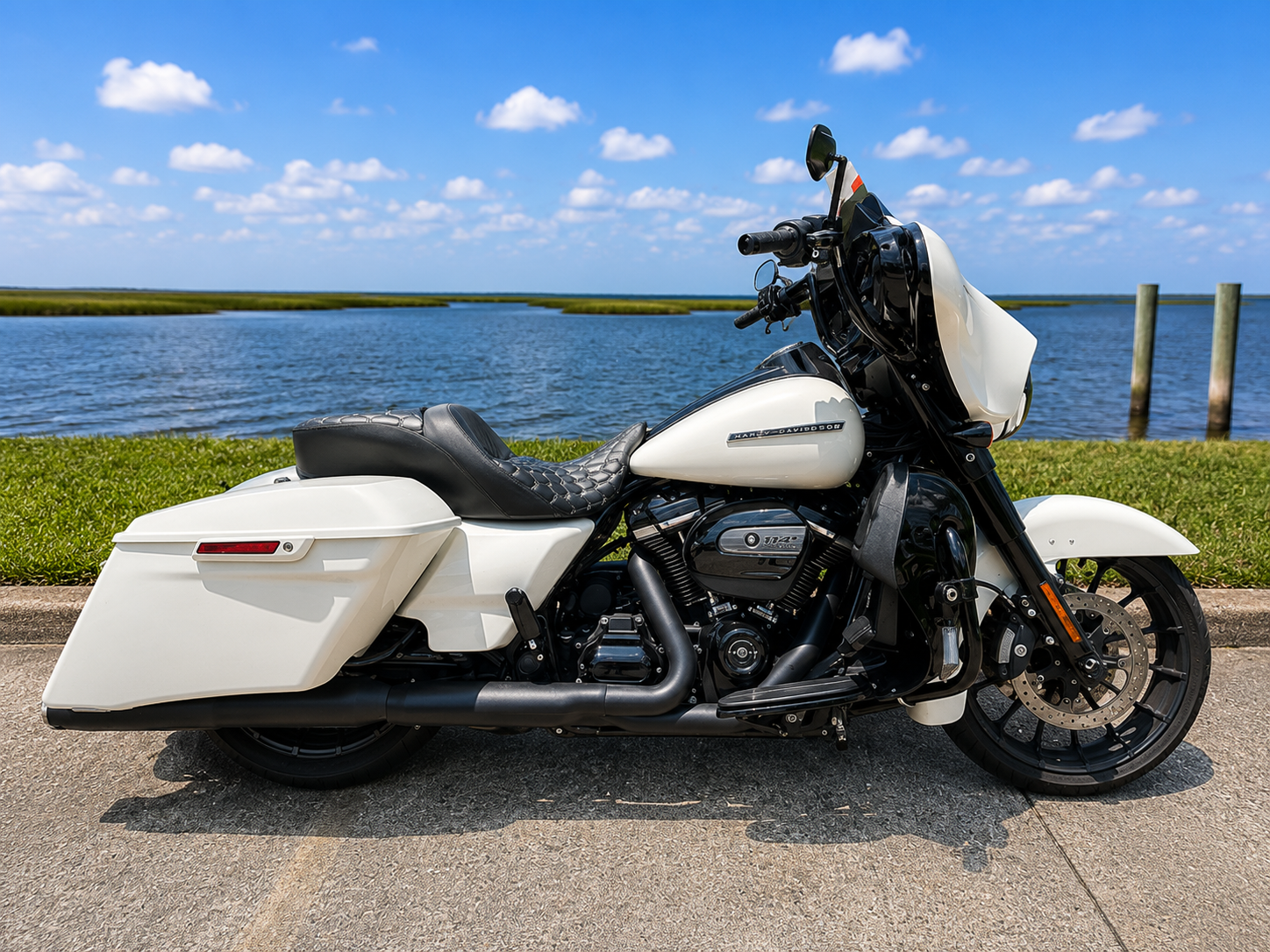 2018 Harley-Davidson Street Glide® Special 1
