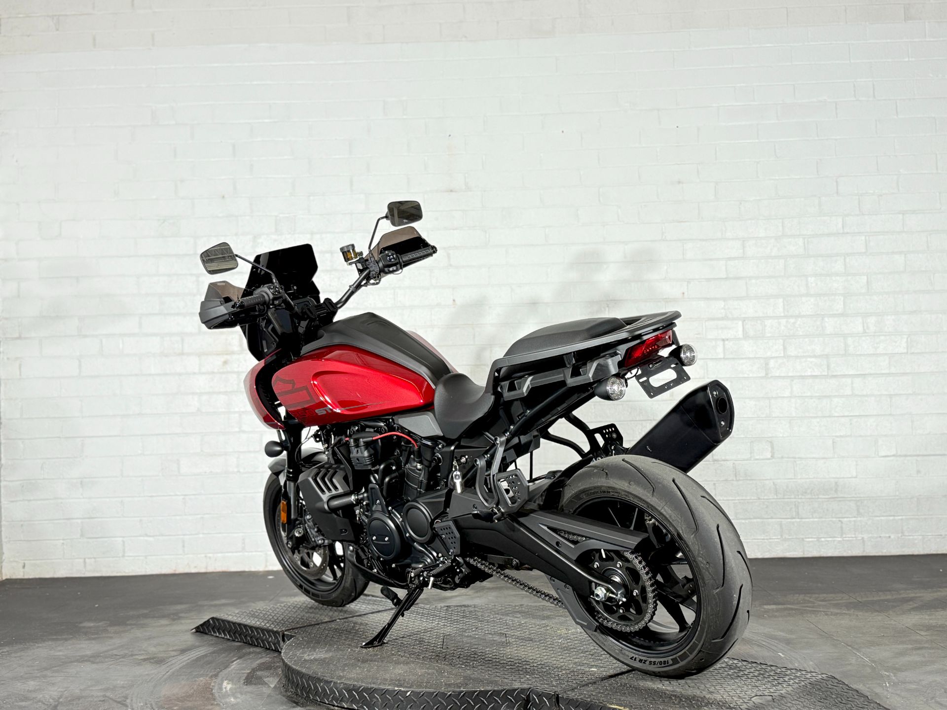 2025 Harley-Davidson Pan America® 1250 ST 6