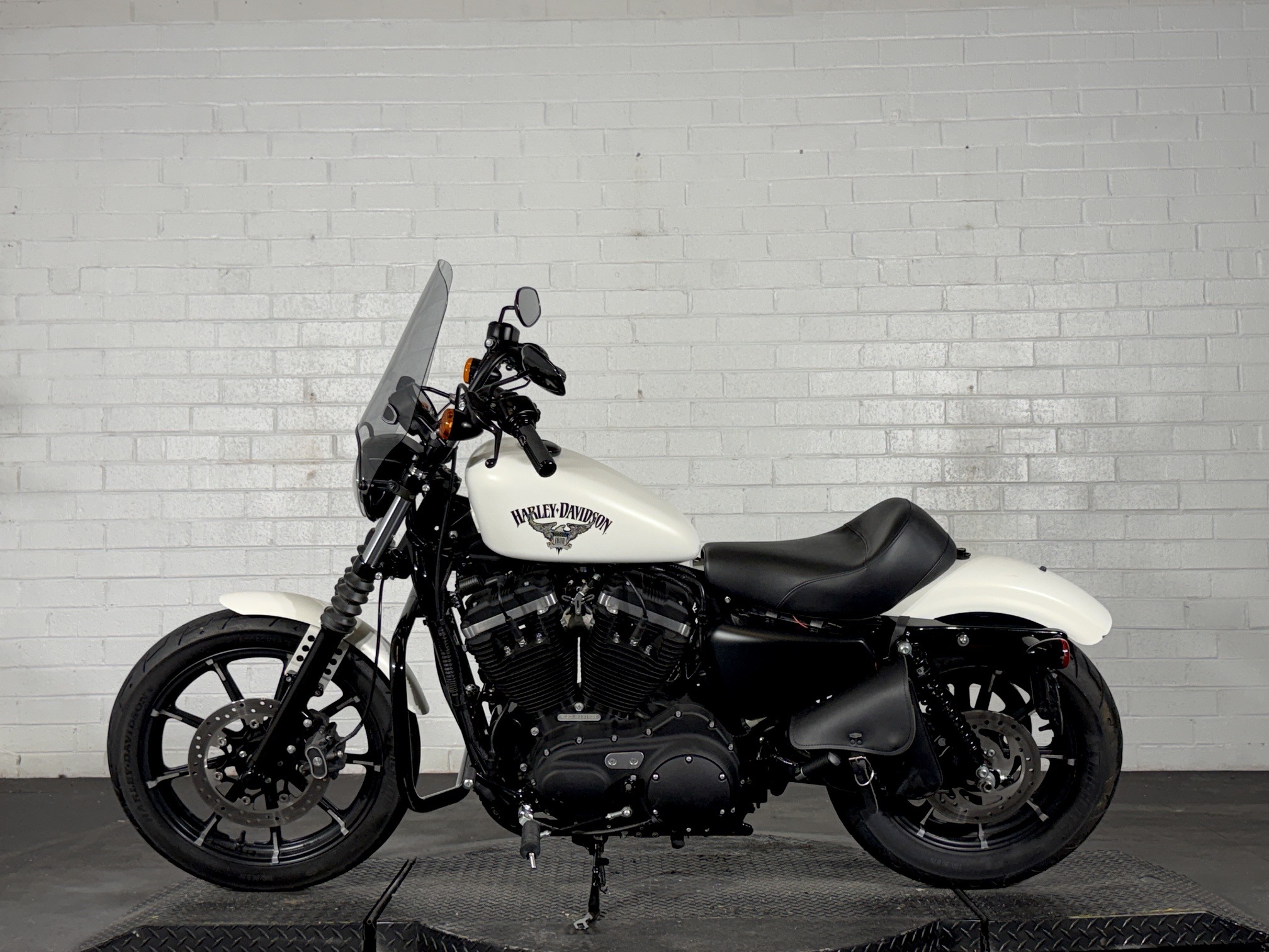 2018 Harley-Davidson Iron 883 8