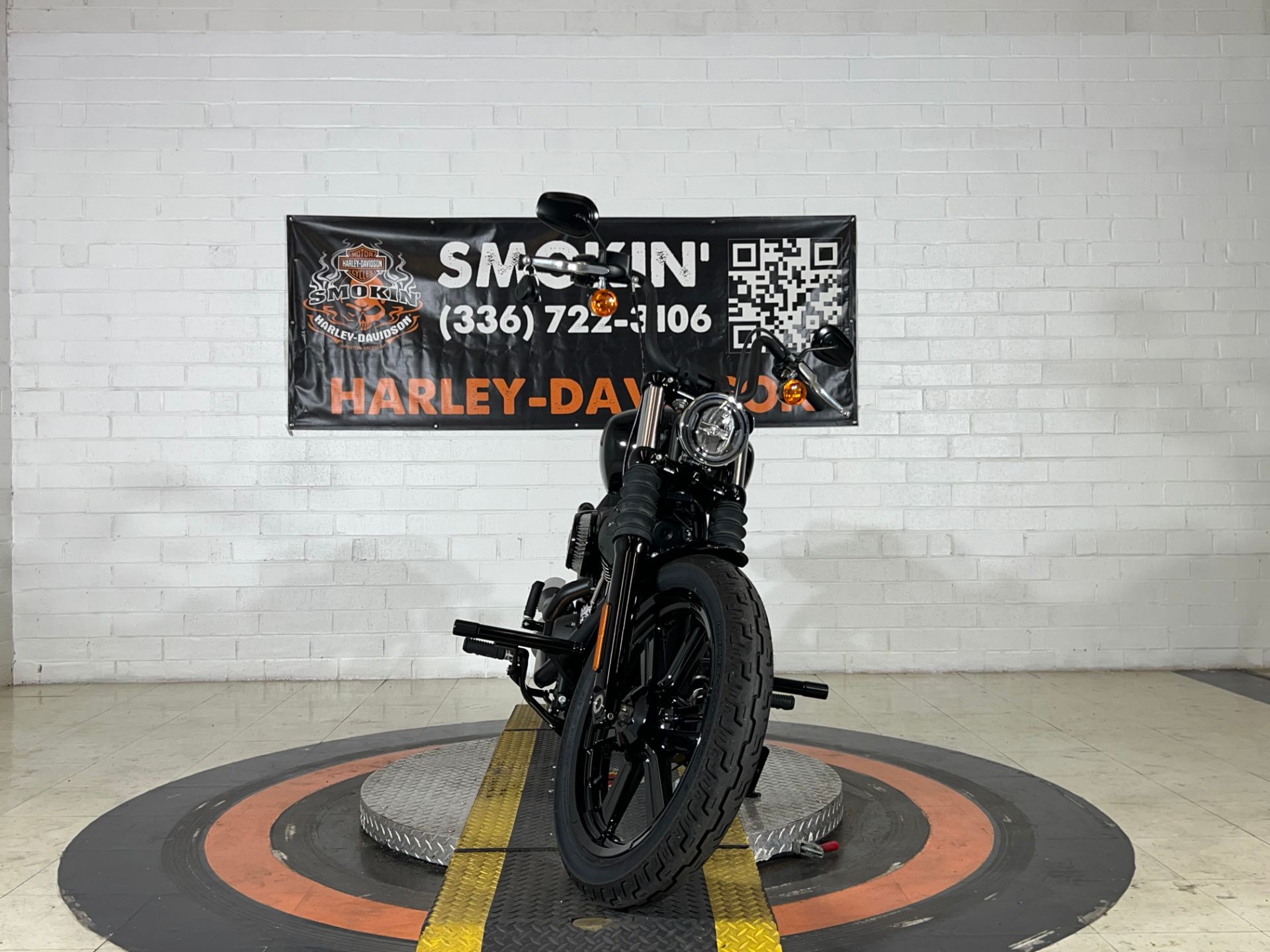 四*影様 Harley-Davidson NEIGHBORHOOD ブラックキャ New 2025 Harley-Davidson Road King® Special Vivid Black