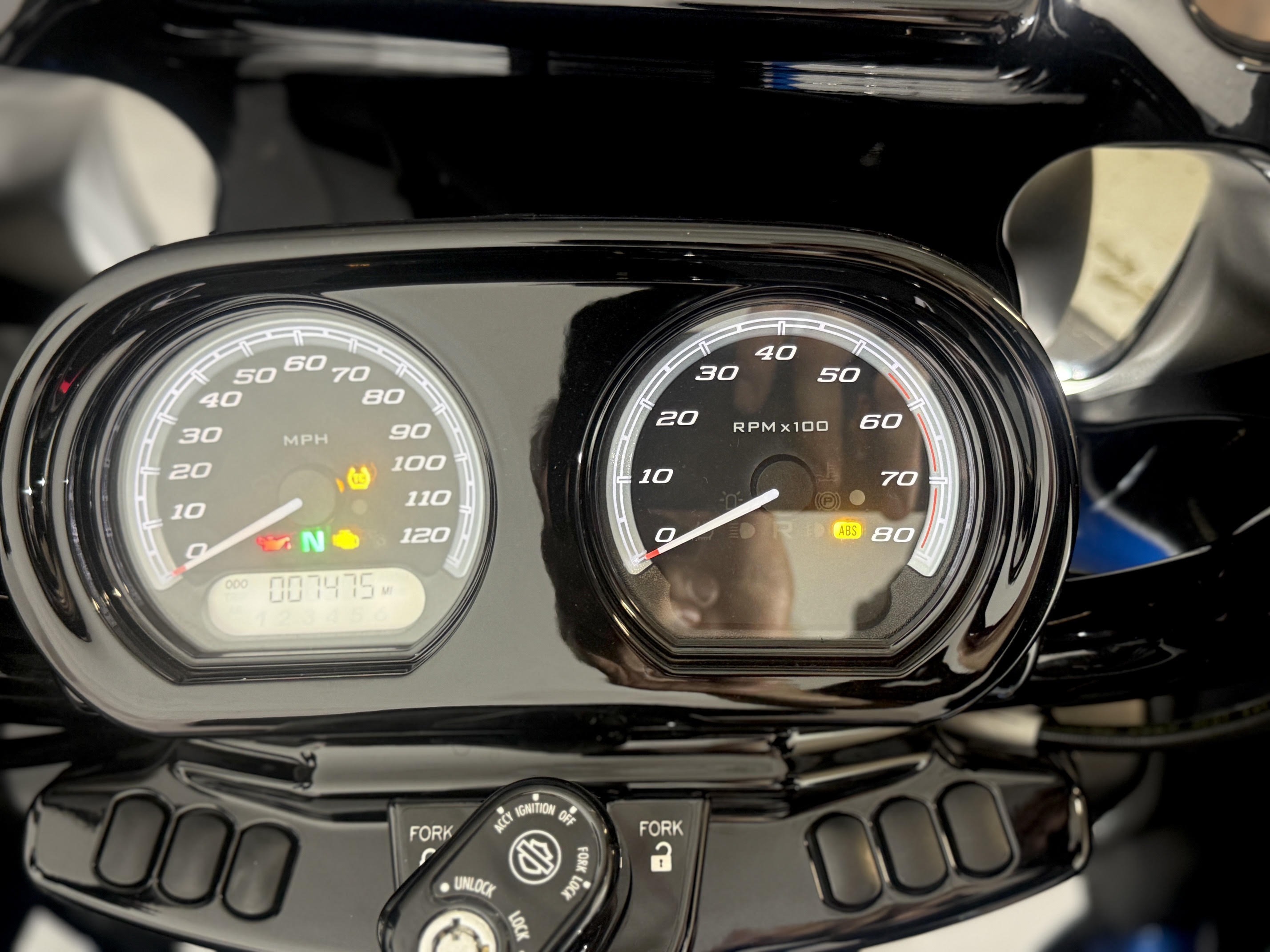 2022 Harley-Davidson Road Glide® Limited 9
