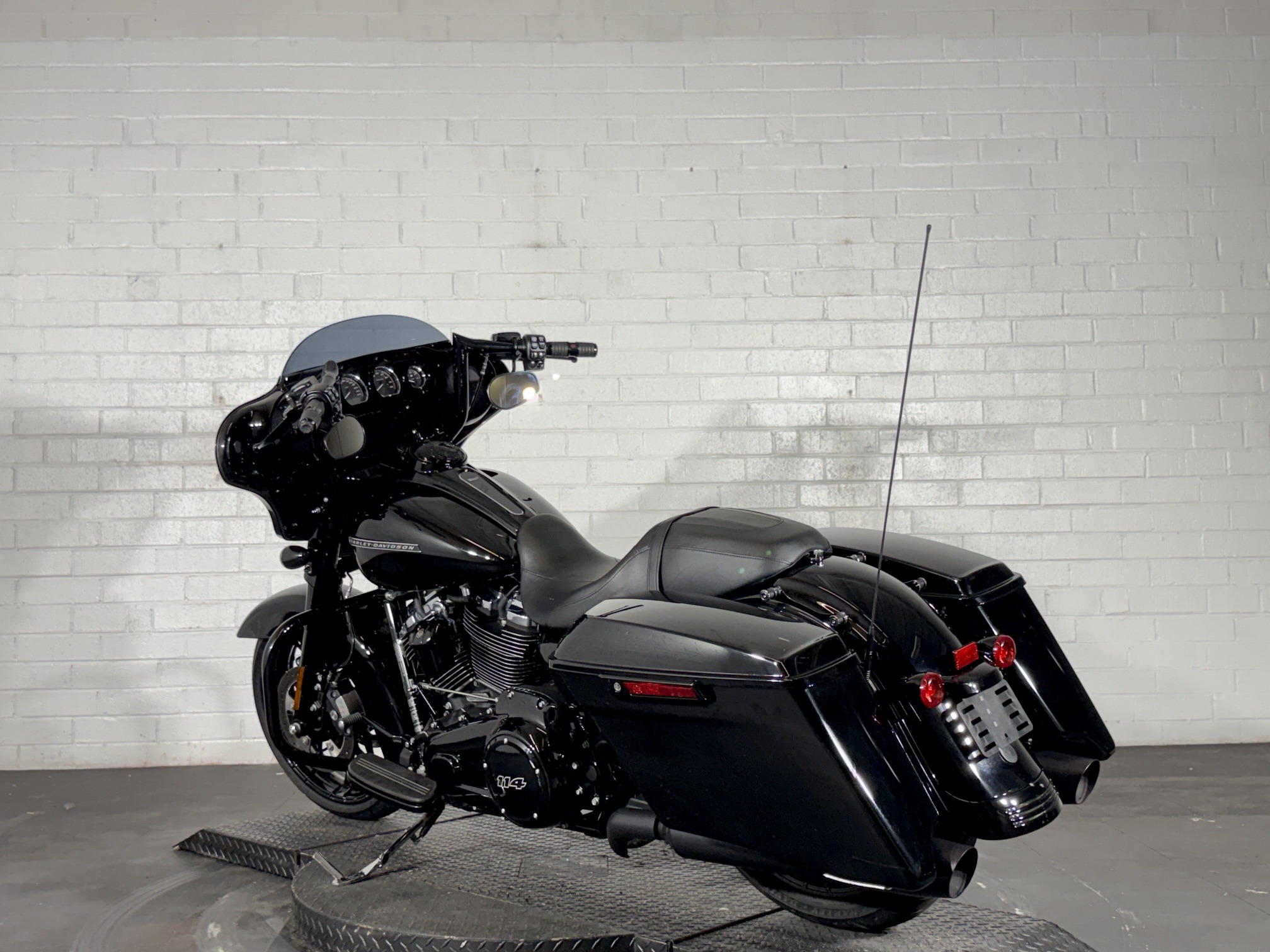 2020 Harley-Davidson Street Glide® Special 6