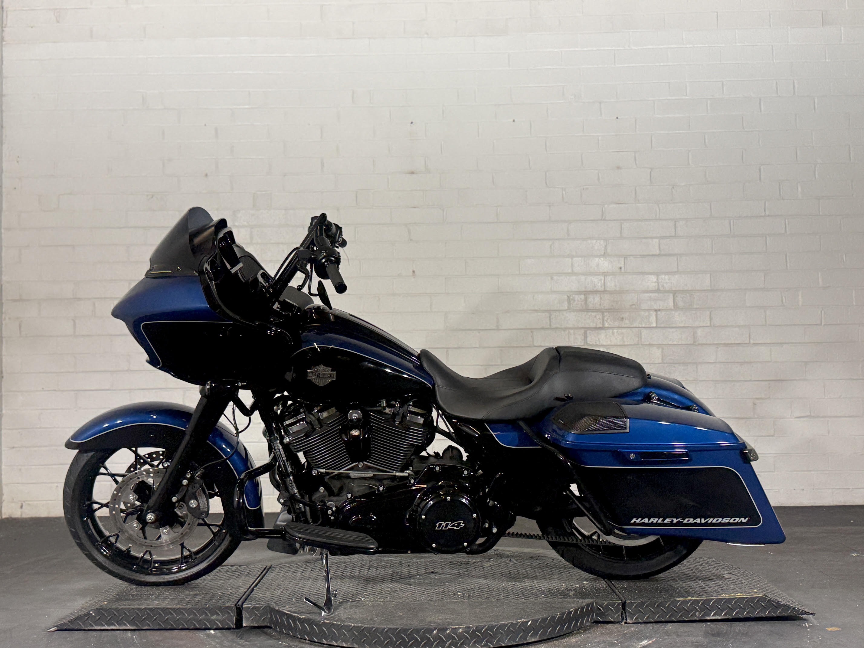 2022 Harley-Davidson Road Glide® Special 7