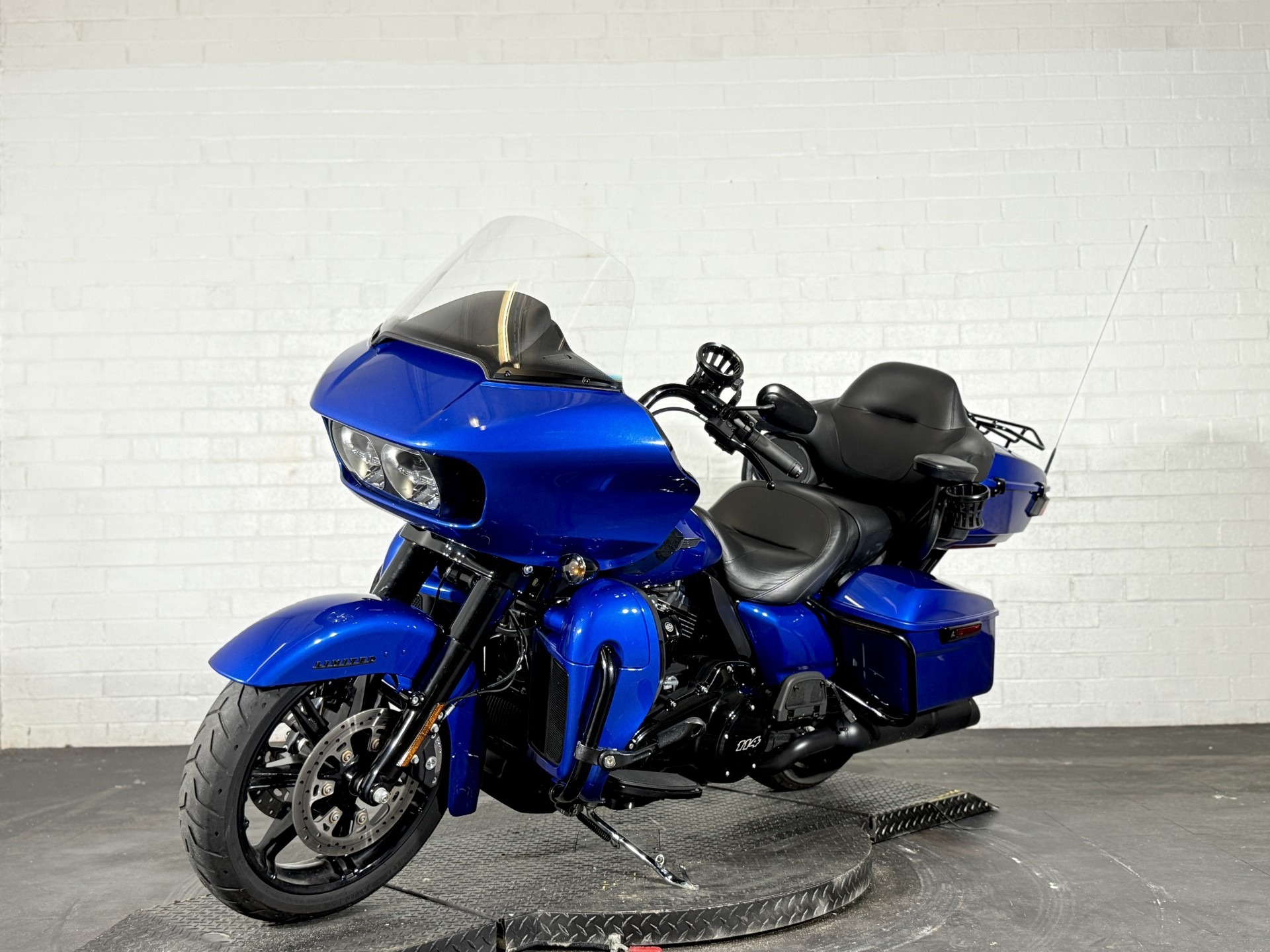 2024 Harley-Davidson Road Glide® Limited 6