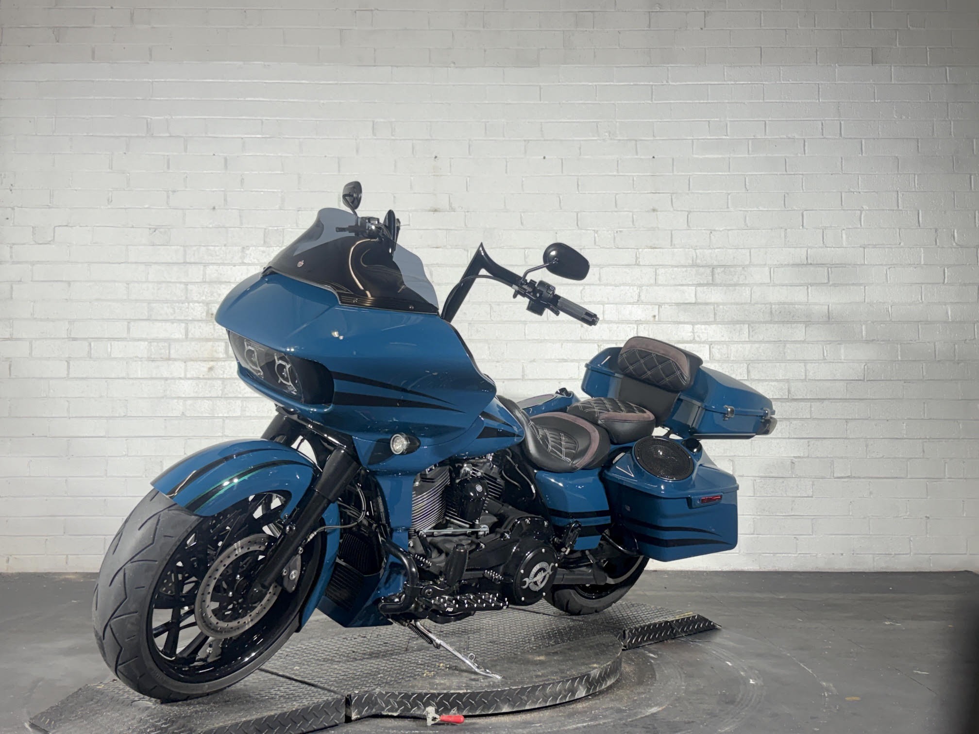2021 Harley-Davidson Road Glide® Special 8