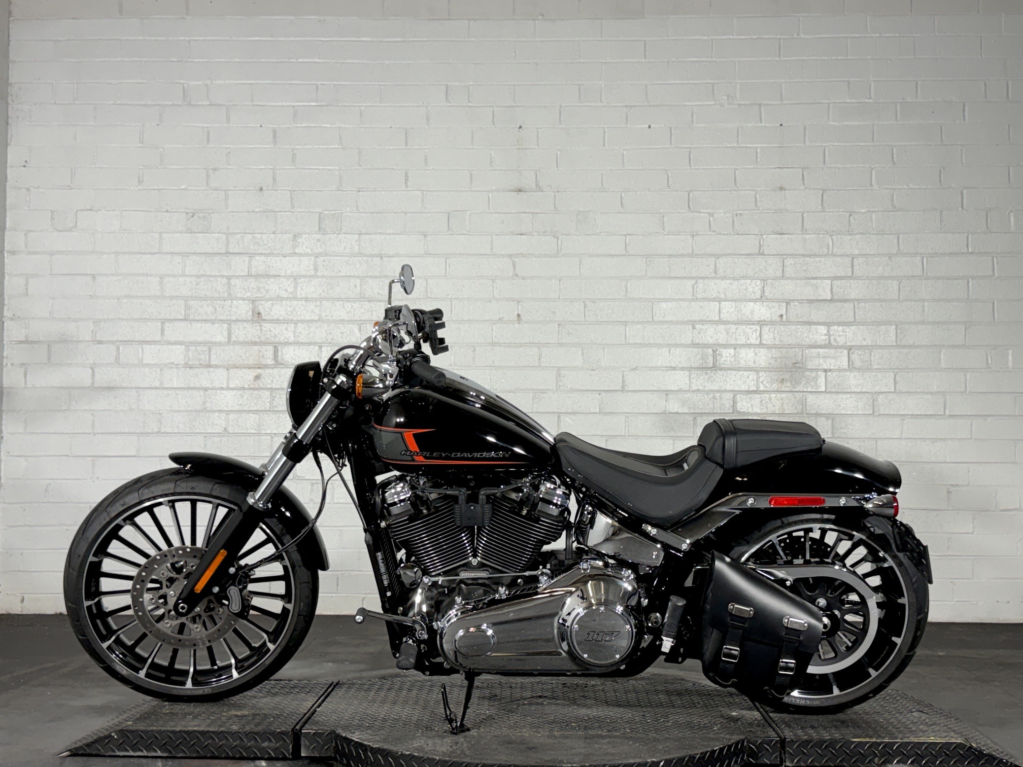 2023 Harley-Davidson Breakout® 8