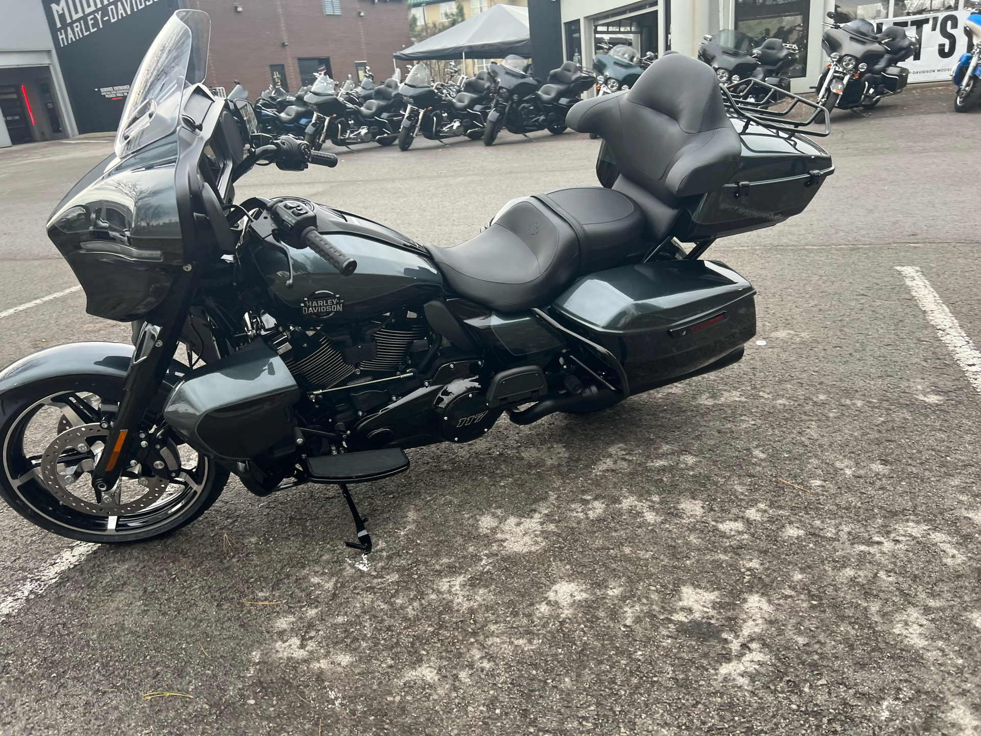 入荷通知 アプリ おすすめ New 2025 Horse Iron Ultra Glide® Street Harley-Davidson 置物