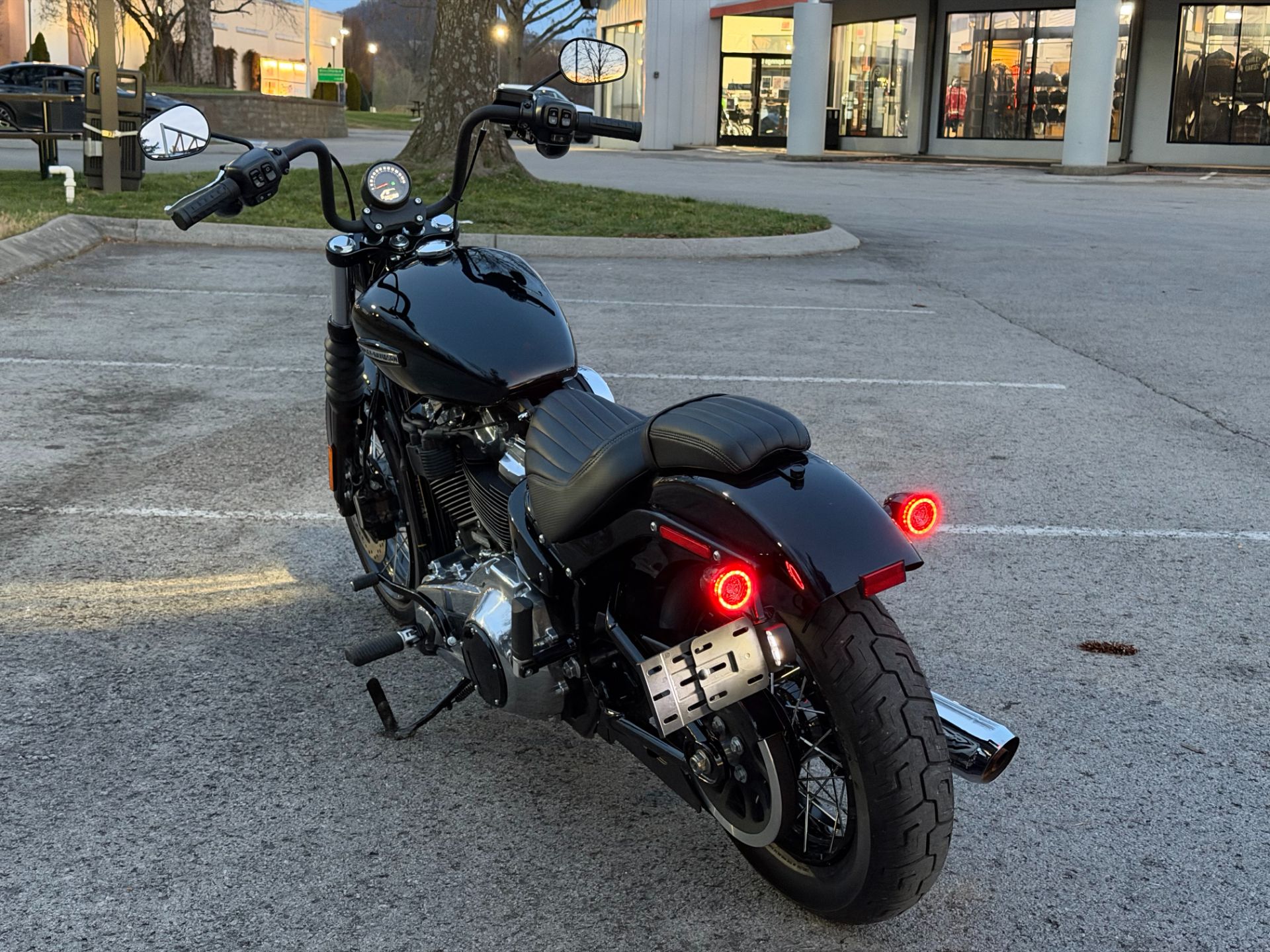 2025 Harley-Davidson Street Bob® 9