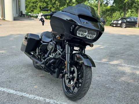 BLACK DESIGN 葉月 2024 Kawasaki Ninja® ZX™-6R Metallic Flat Spark Black/Ebony