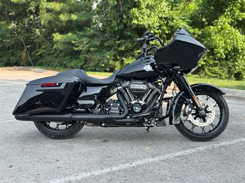 Davidson Road 2021 Street Glide Custom Davidson Road 2021 Road