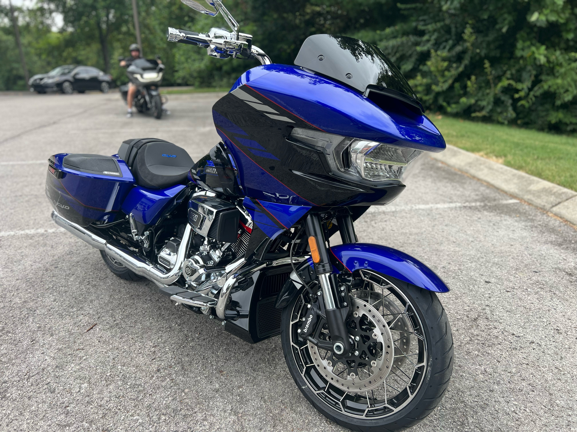 New 2025 Harley-Davidson CVO™ Road Glide® Blue Streak