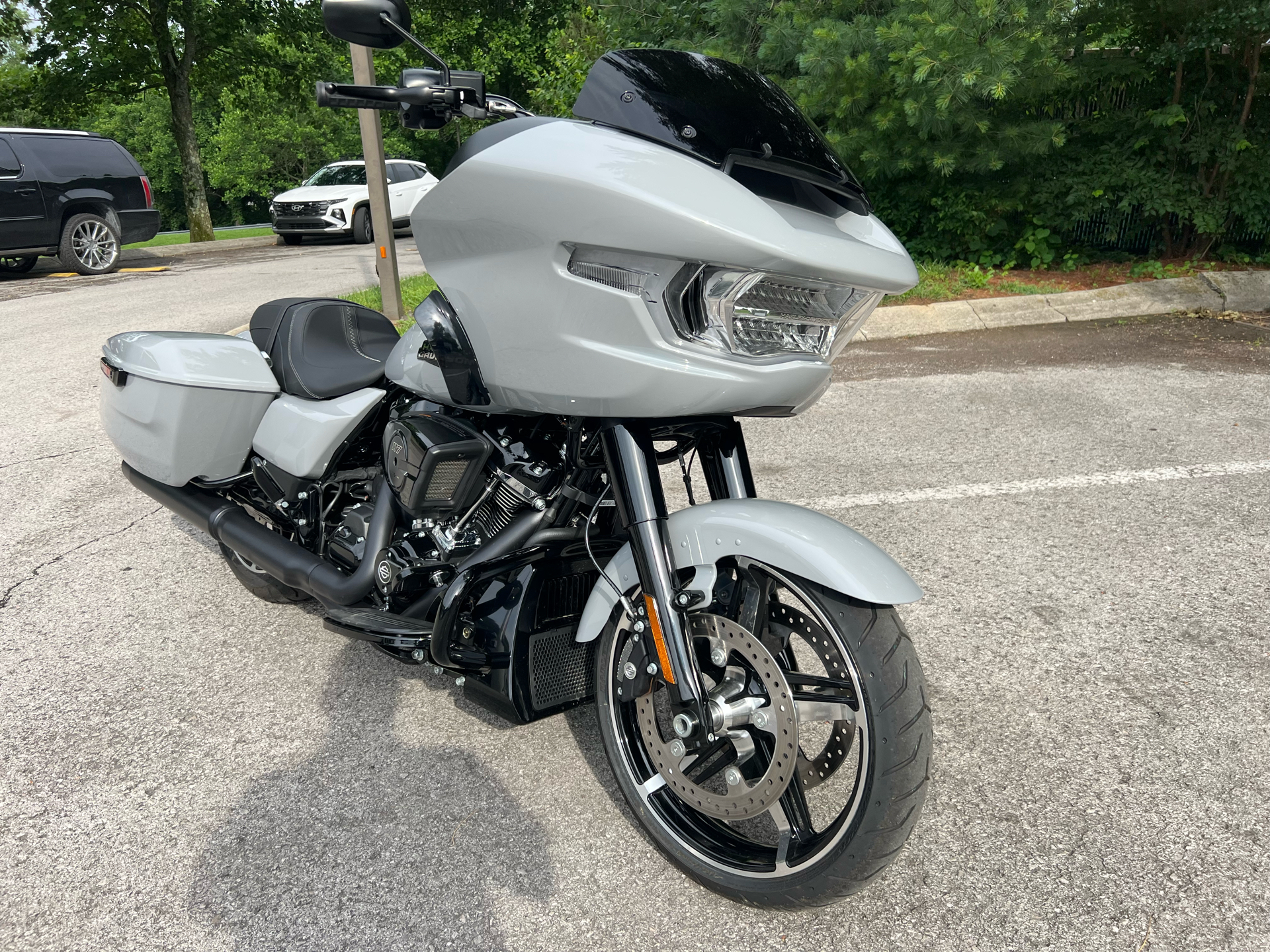 New 2025 Harley-Davidson Road Glide® Billiard Gray (Black Finish