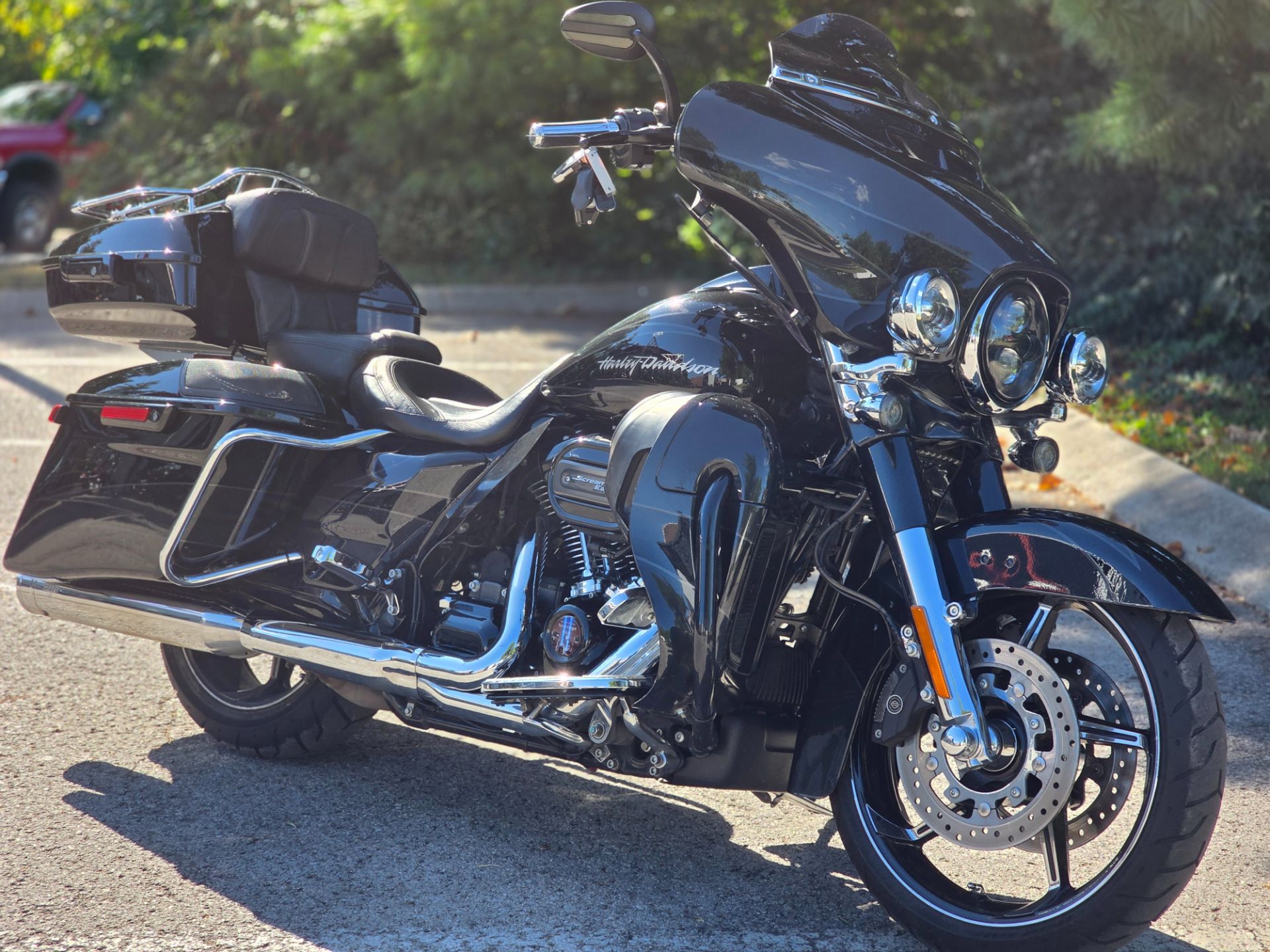 Used 2017 Harley-Davidson CVO™ Street Glide® Dark Slate Candy