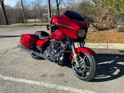 Harley-Davidson バイクタンク レッド New 2025 Harley-Davidson Breakout® Motorcycle - Specs, Price