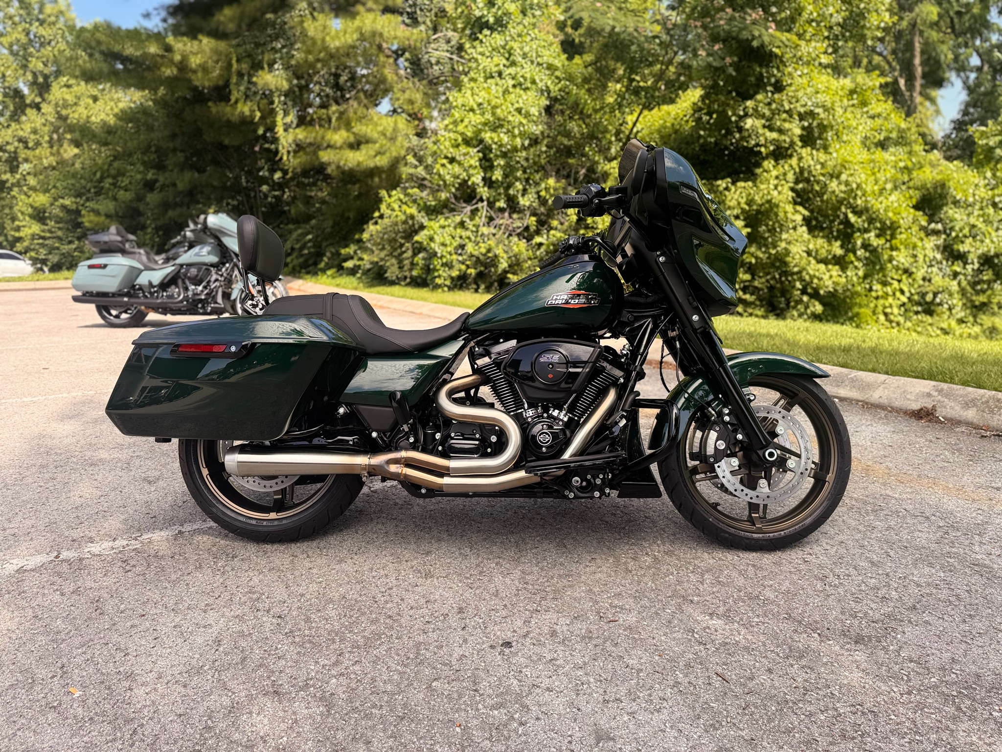 2024 Harley-Davidson Street Glide® 1